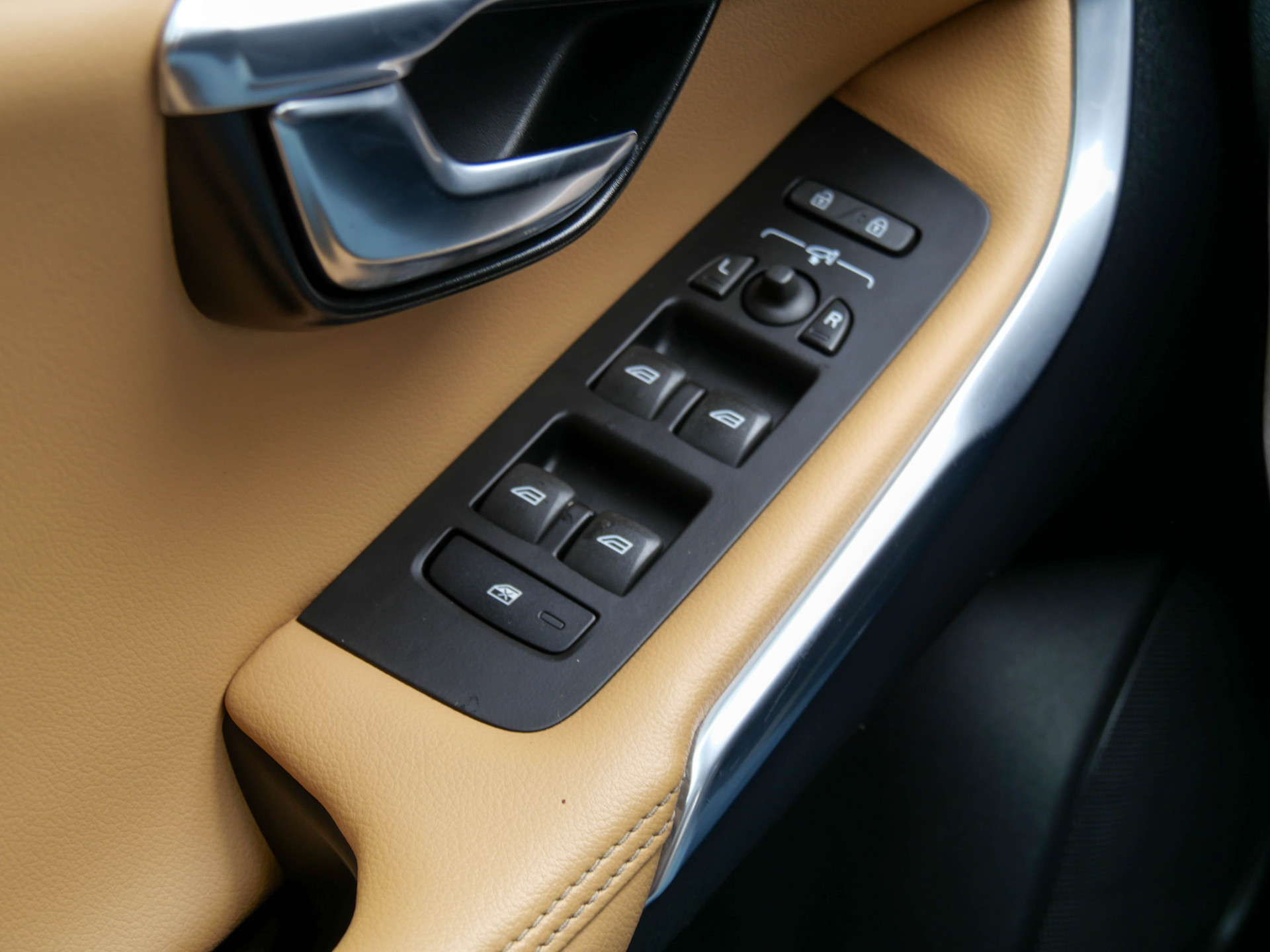 Foto van Volvo V40 Cross Country