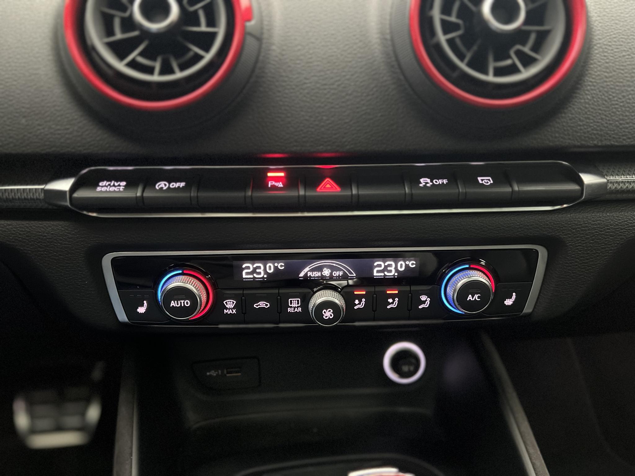 Foto van Audi RS 3 Sportback