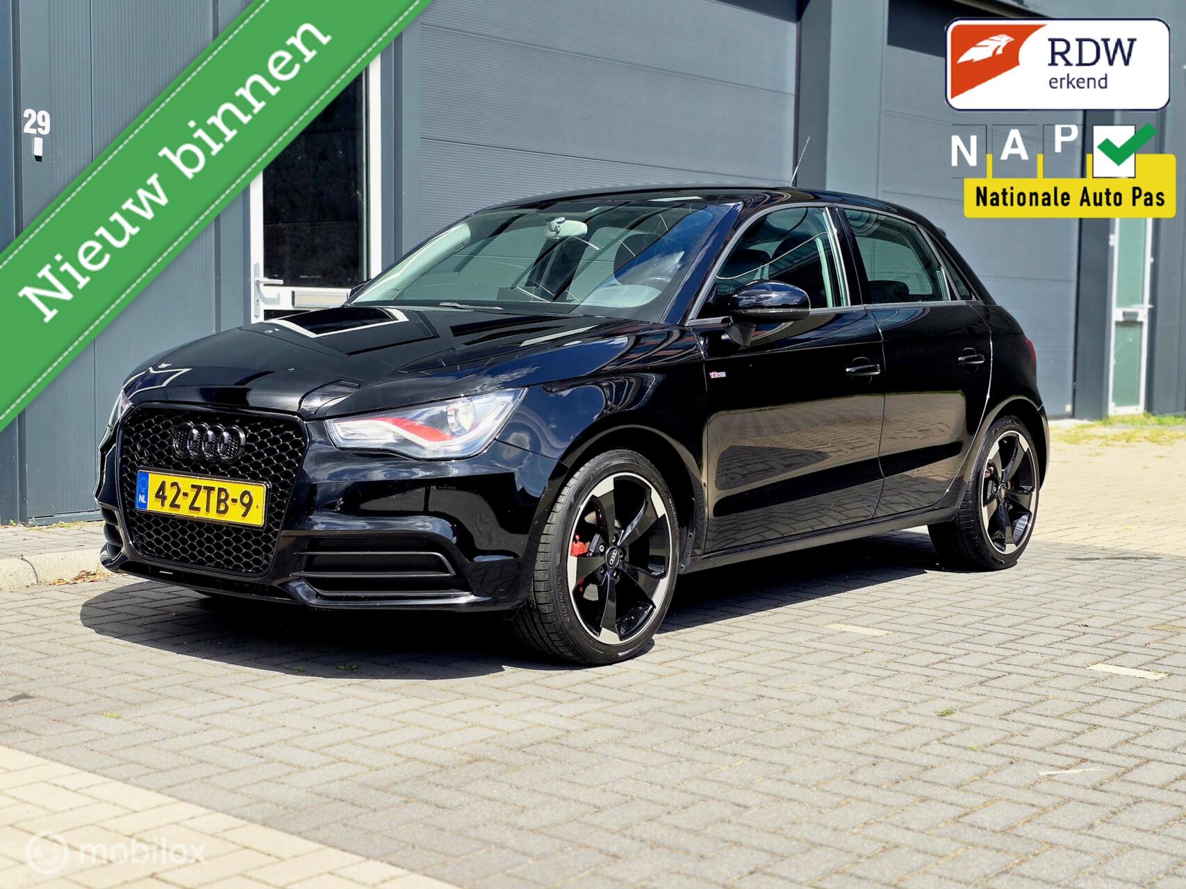 Audi A1 Sportback 1.2 TFSI Attraction 2013 - voorkant