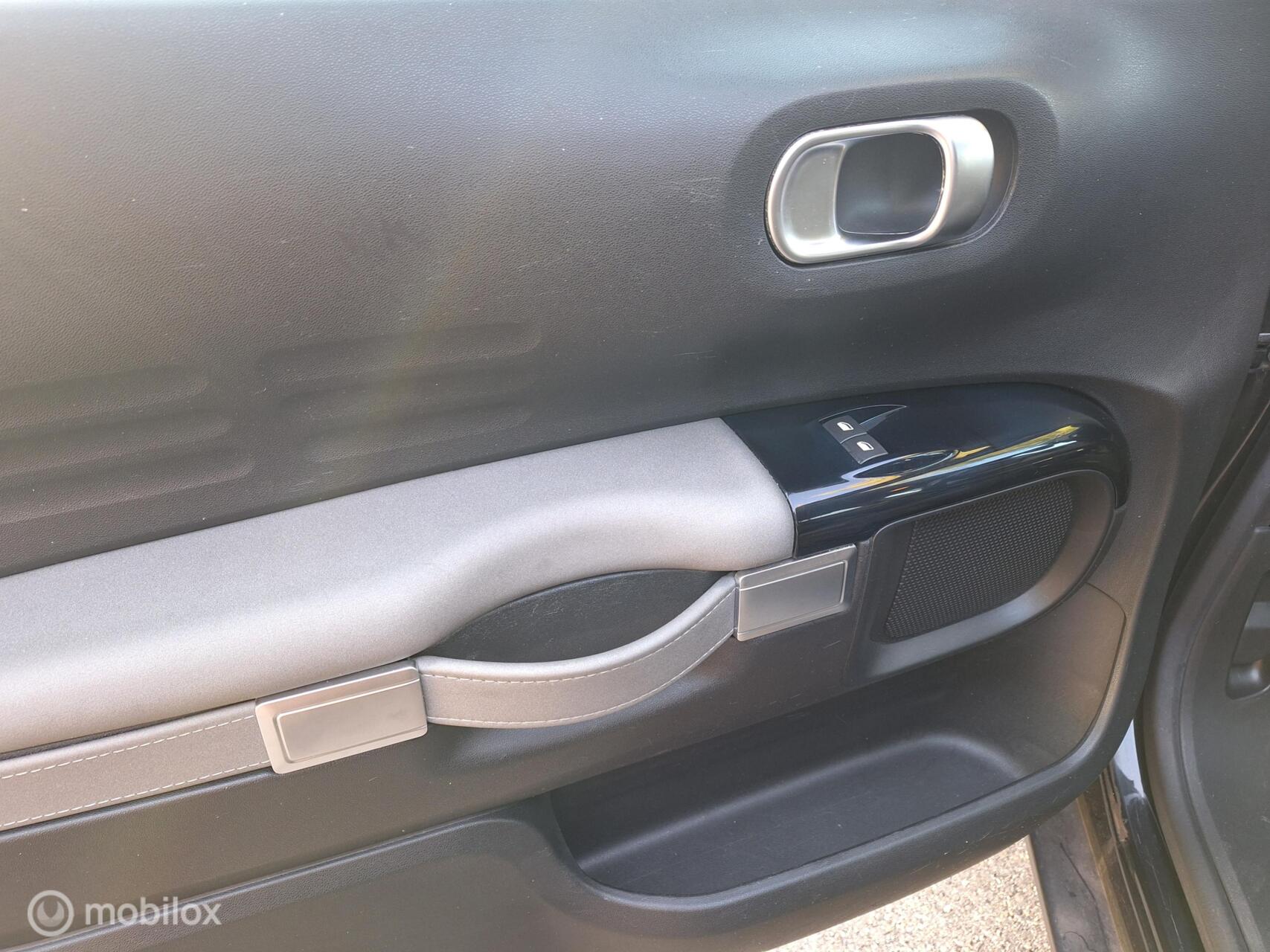 Foto van Citroen C4 Cactus