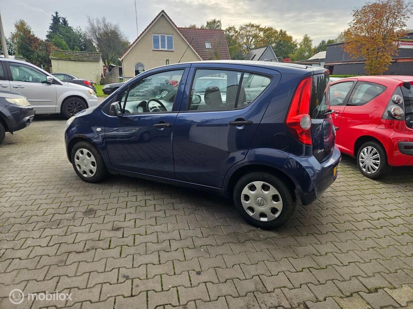 Foto van Opel Agila