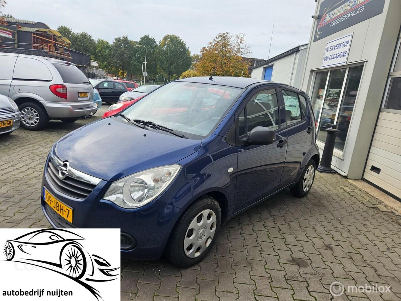 Foto van Opel Agila