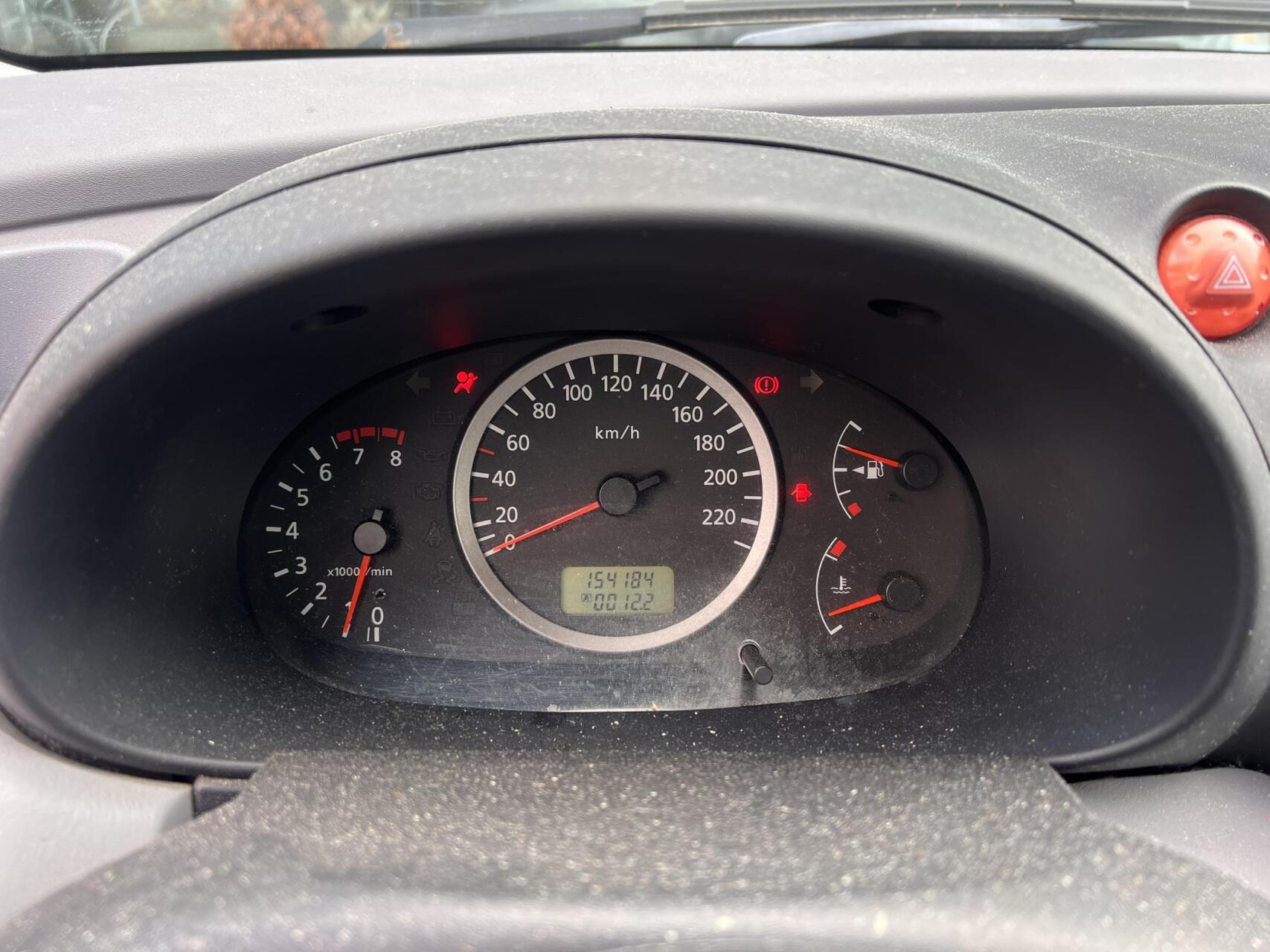 Foto van Nissan Nissan Almera Tino