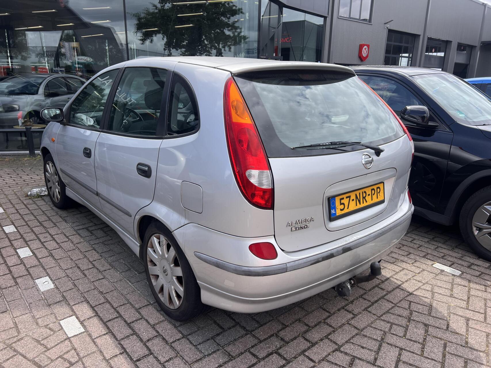 Foto van Nissan Nissan Almera Tino