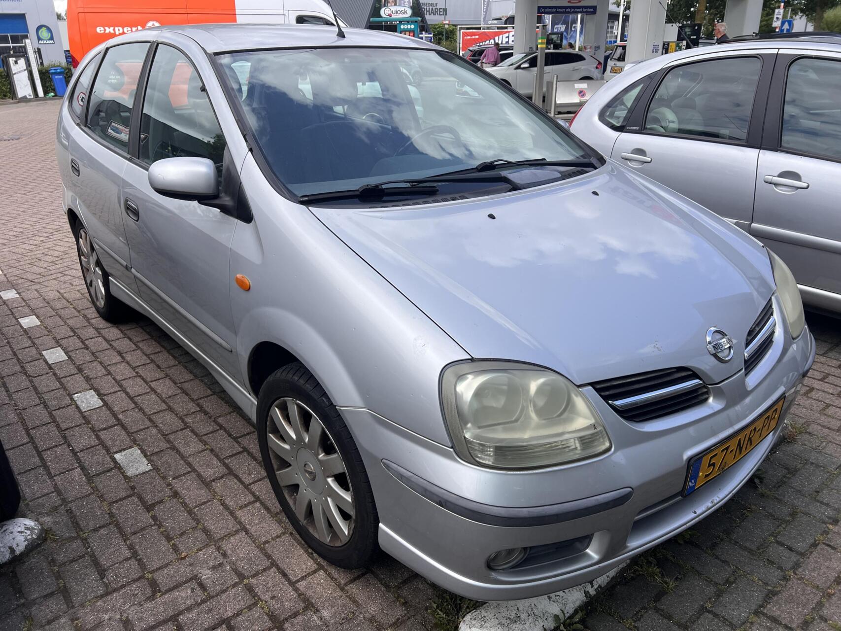Foto van Nissan Nissan Almera Tino