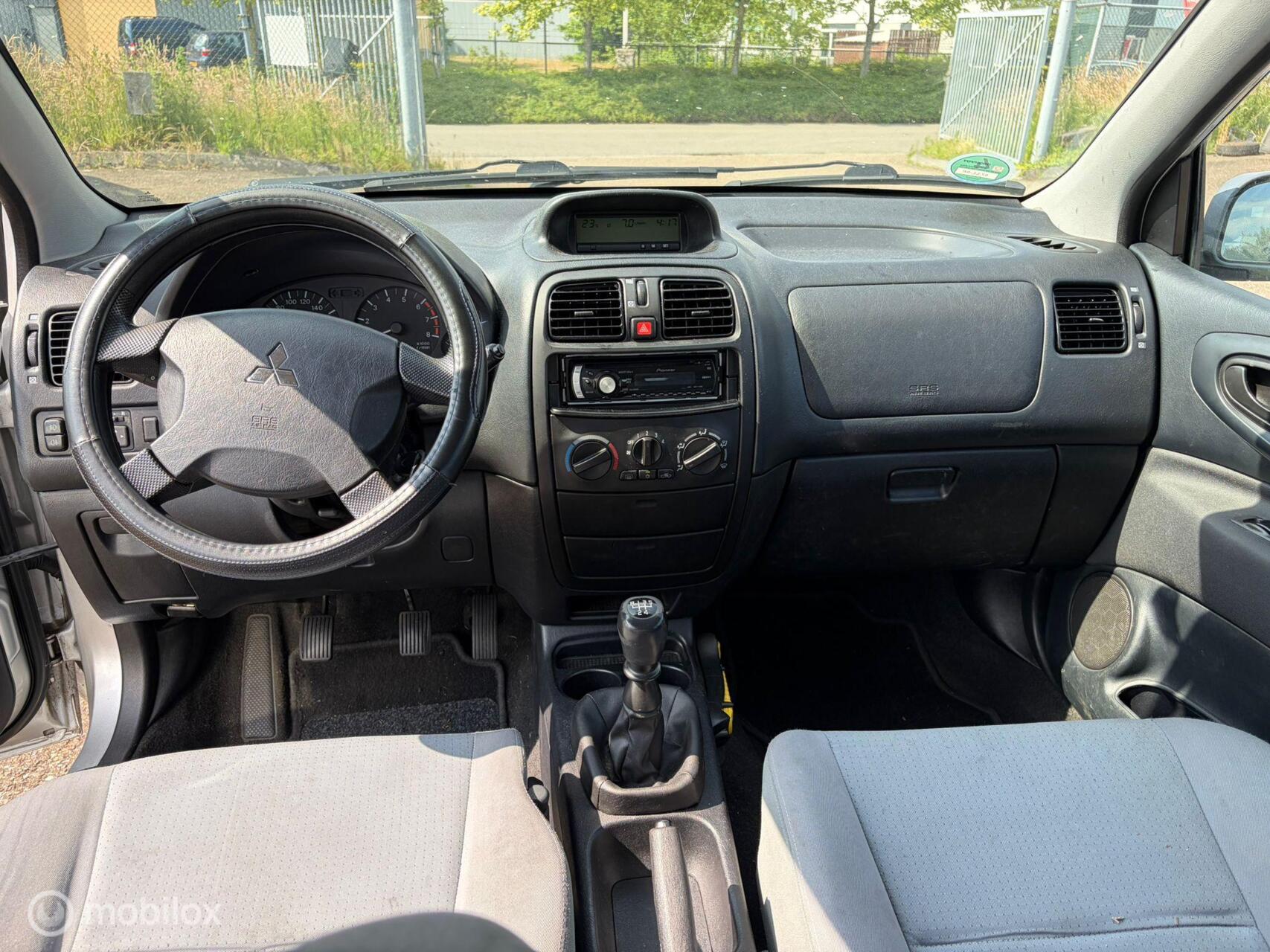 Foto van Mitsubishi Space Star