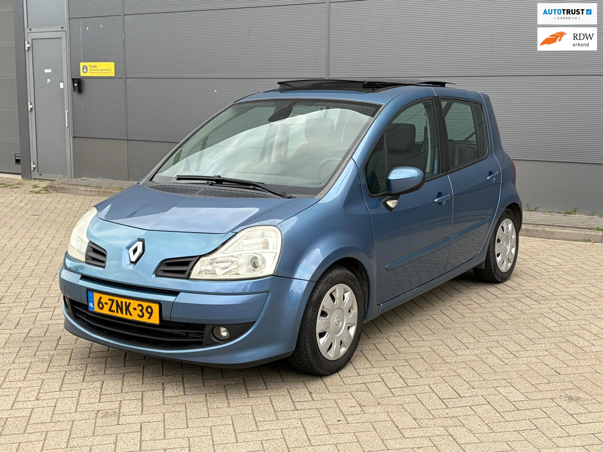 Renault Modus 1.6-16V Dynamique | Automaat | Trekhaak | Panorama-Opendak |Clima |Cruise | Stoelverw 2010 - voorkant