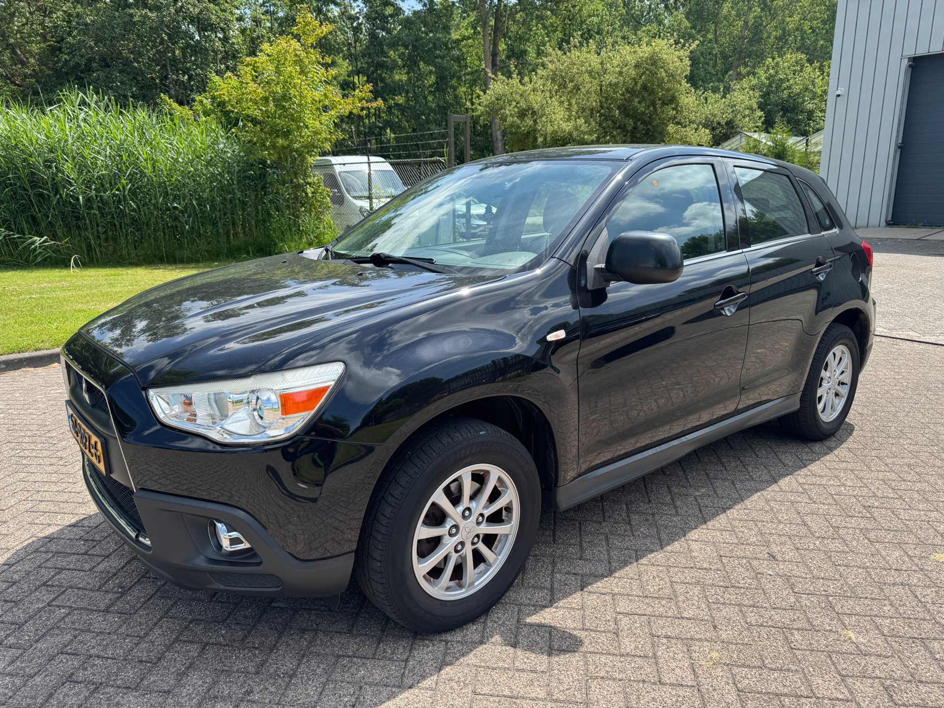 Mitsubishi Mitsubishi Asx 1.6 Intro Edition ClearTec/NWE APK/CLIMA/CRUISE/NAP/REGENSENSOR 2011 - voorkant