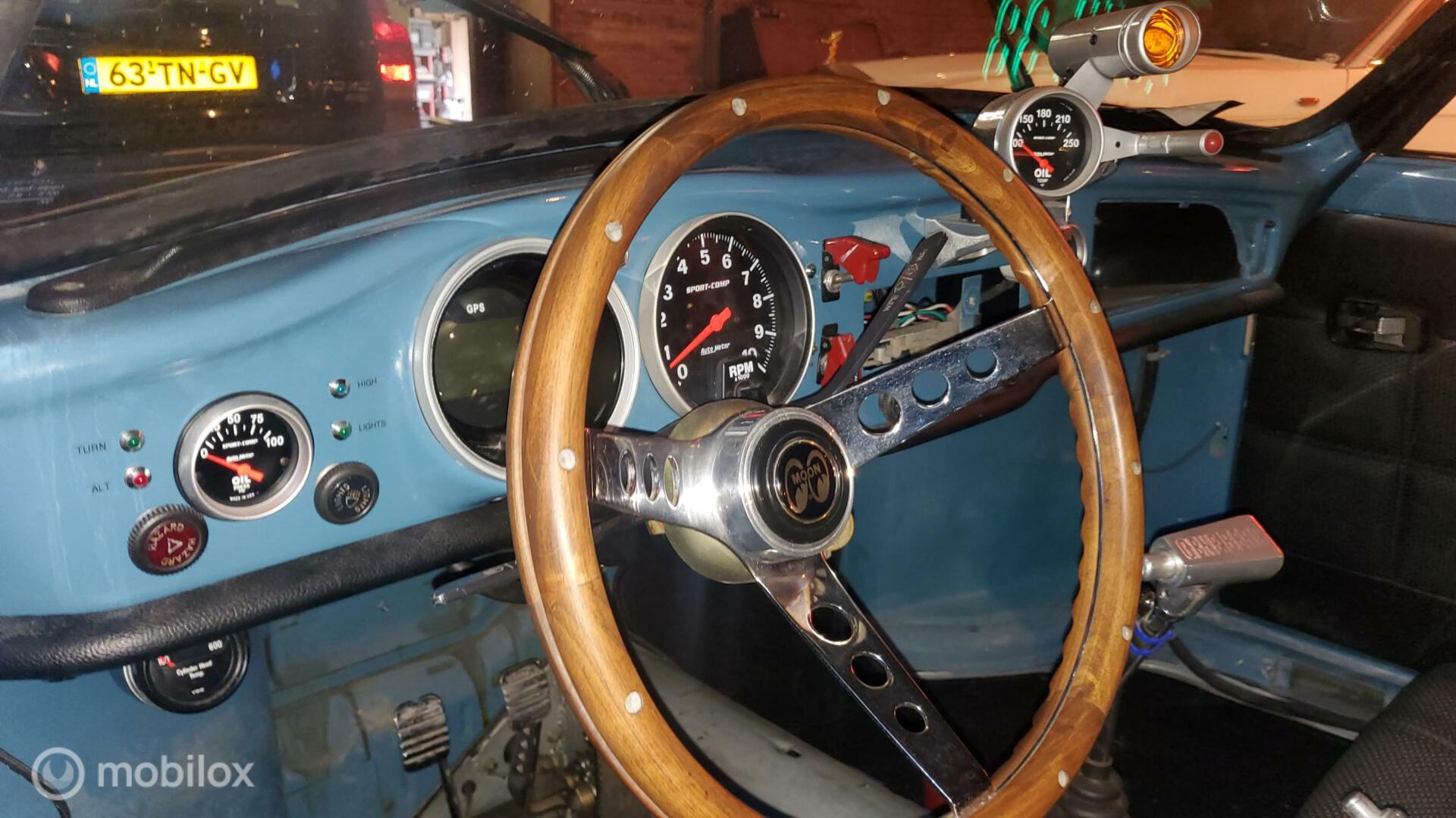 Foto van Volkswagen Karmann Ghia