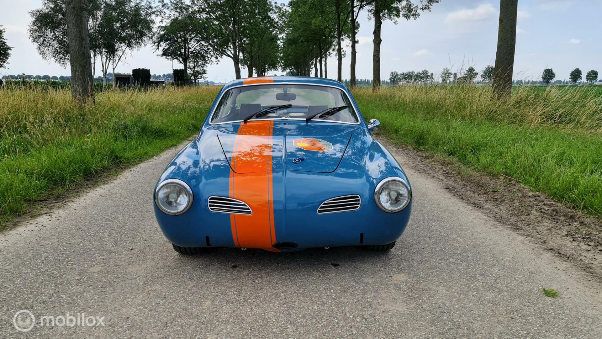 Foto van Volkswagen Karmann Ghia