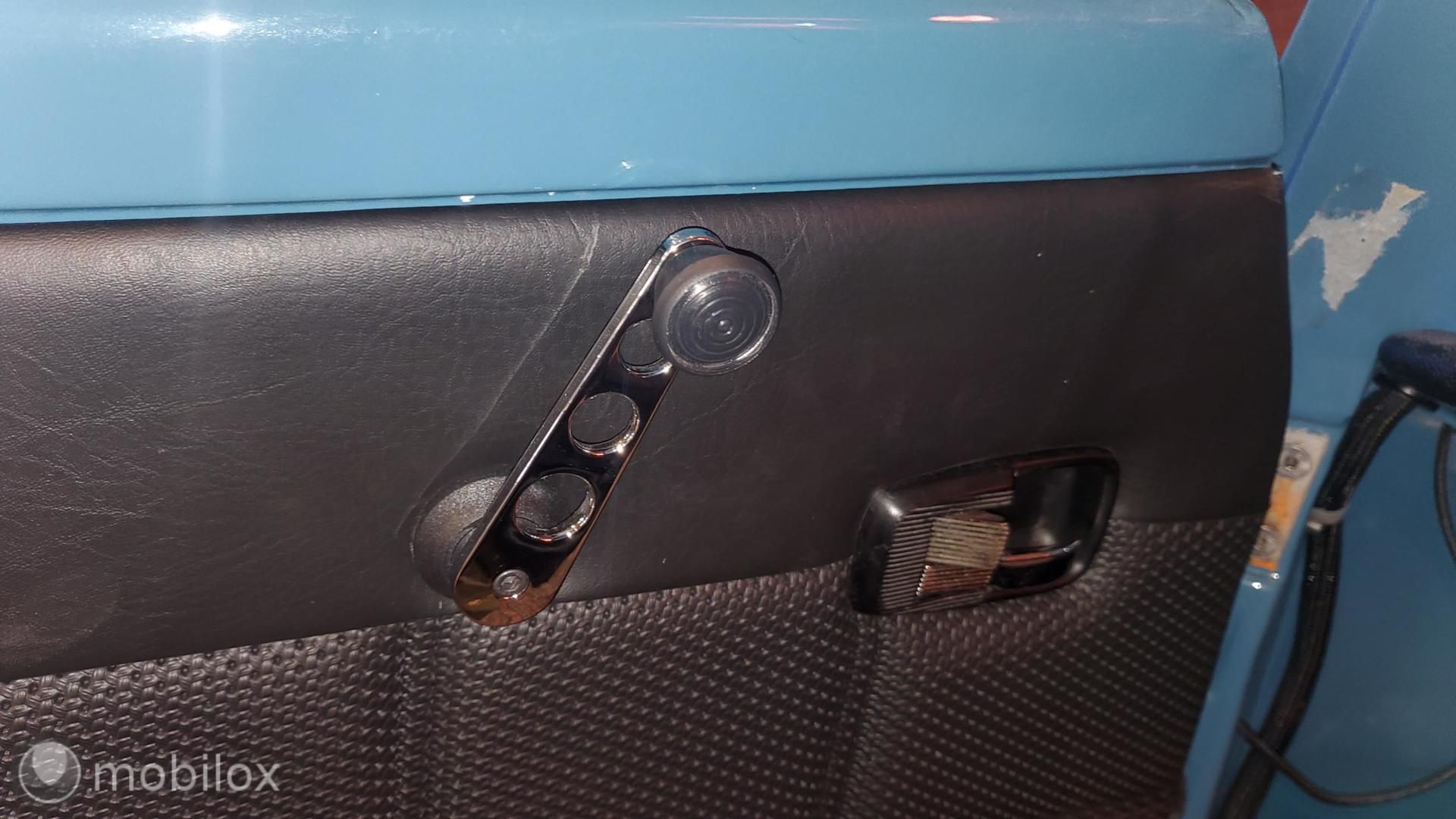 Foto van Volkswagen Karmann Ghia