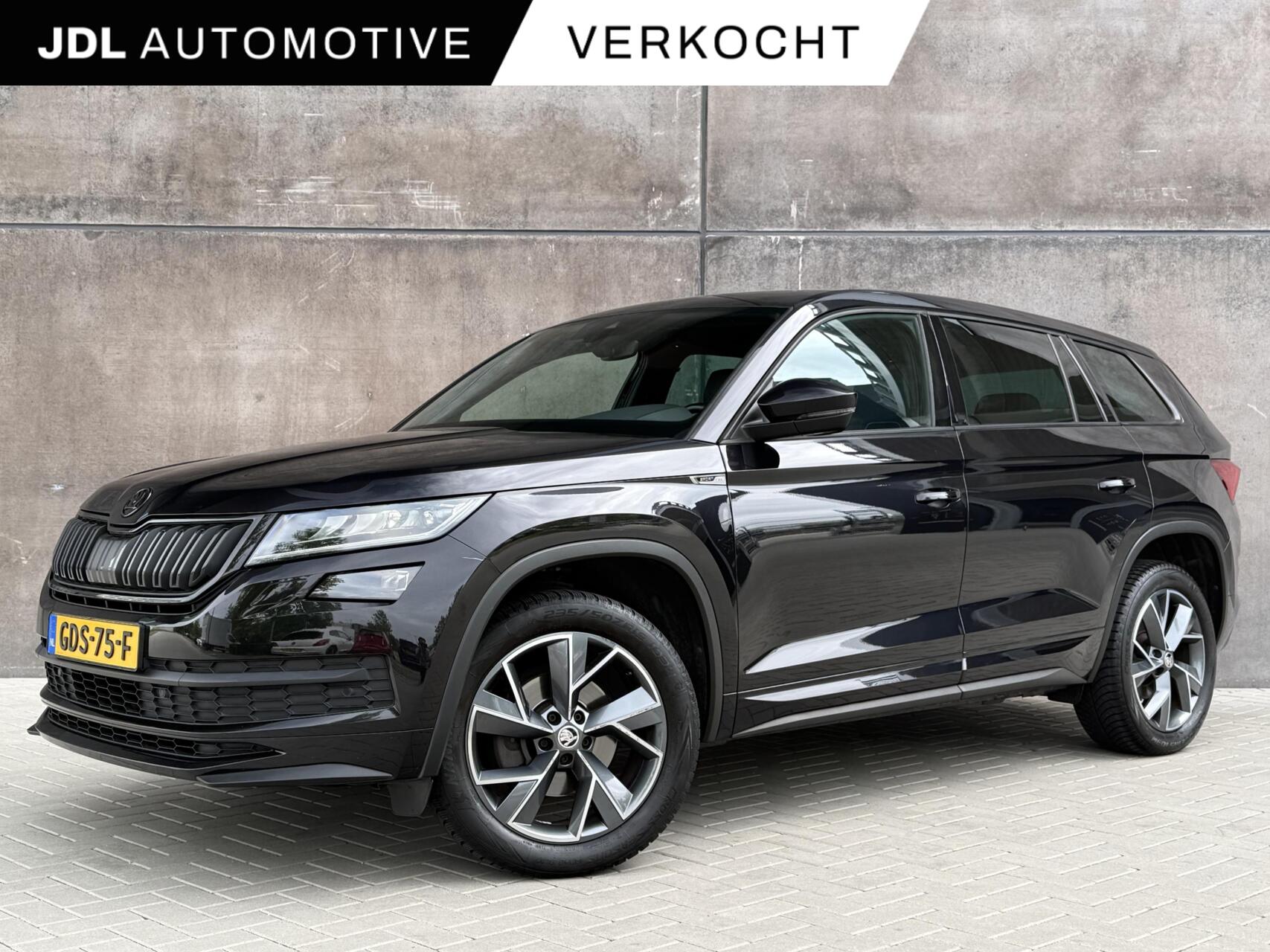 Skoda Kodiaq 1.4 TSI 4x4 Sportline | 7-persoons | Trekhaak | Navigatie | Memory stoelen | CarPlay | Dealer onderhouden | 2018 - voorkant