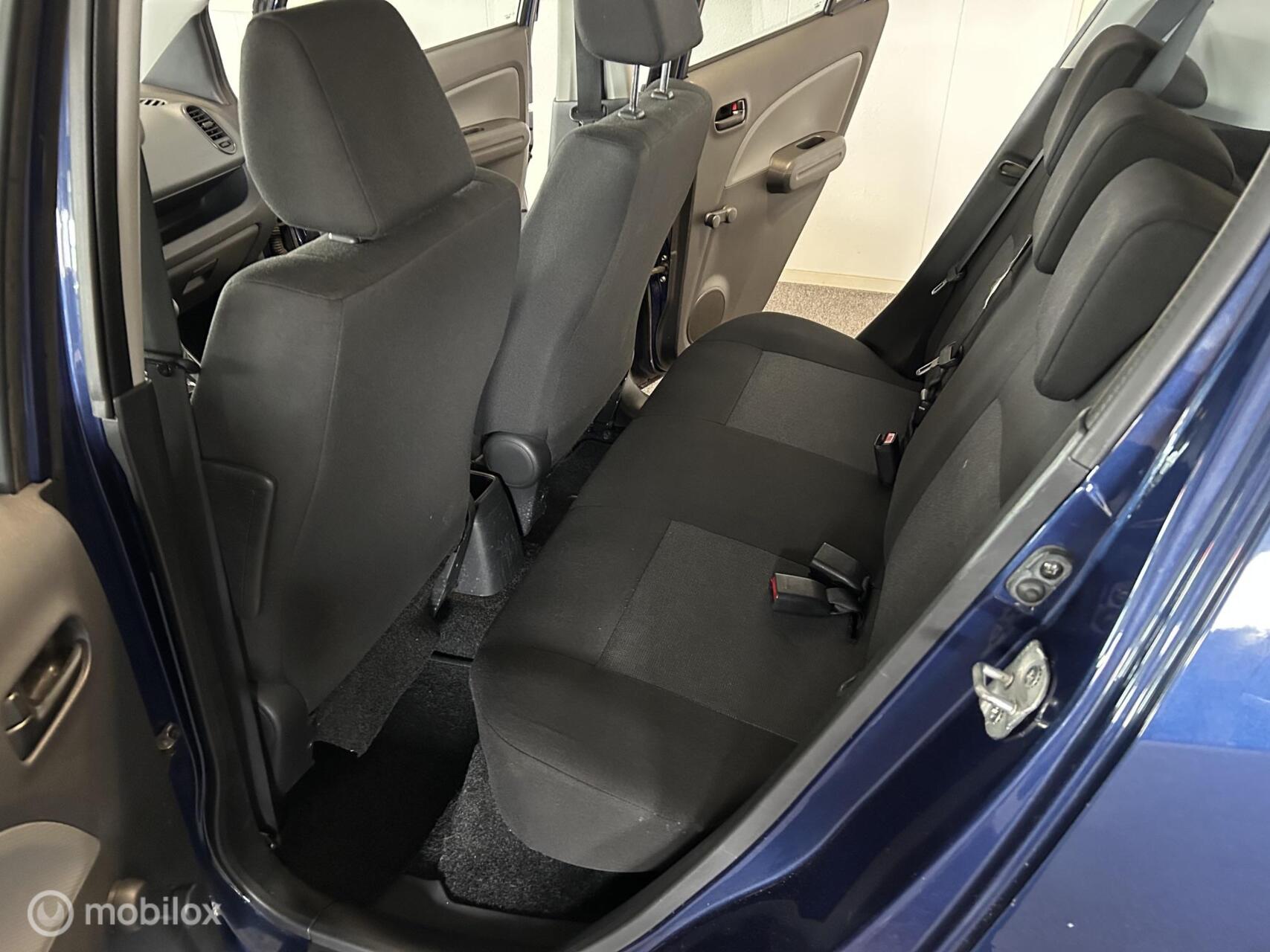Foto van Opel Agila