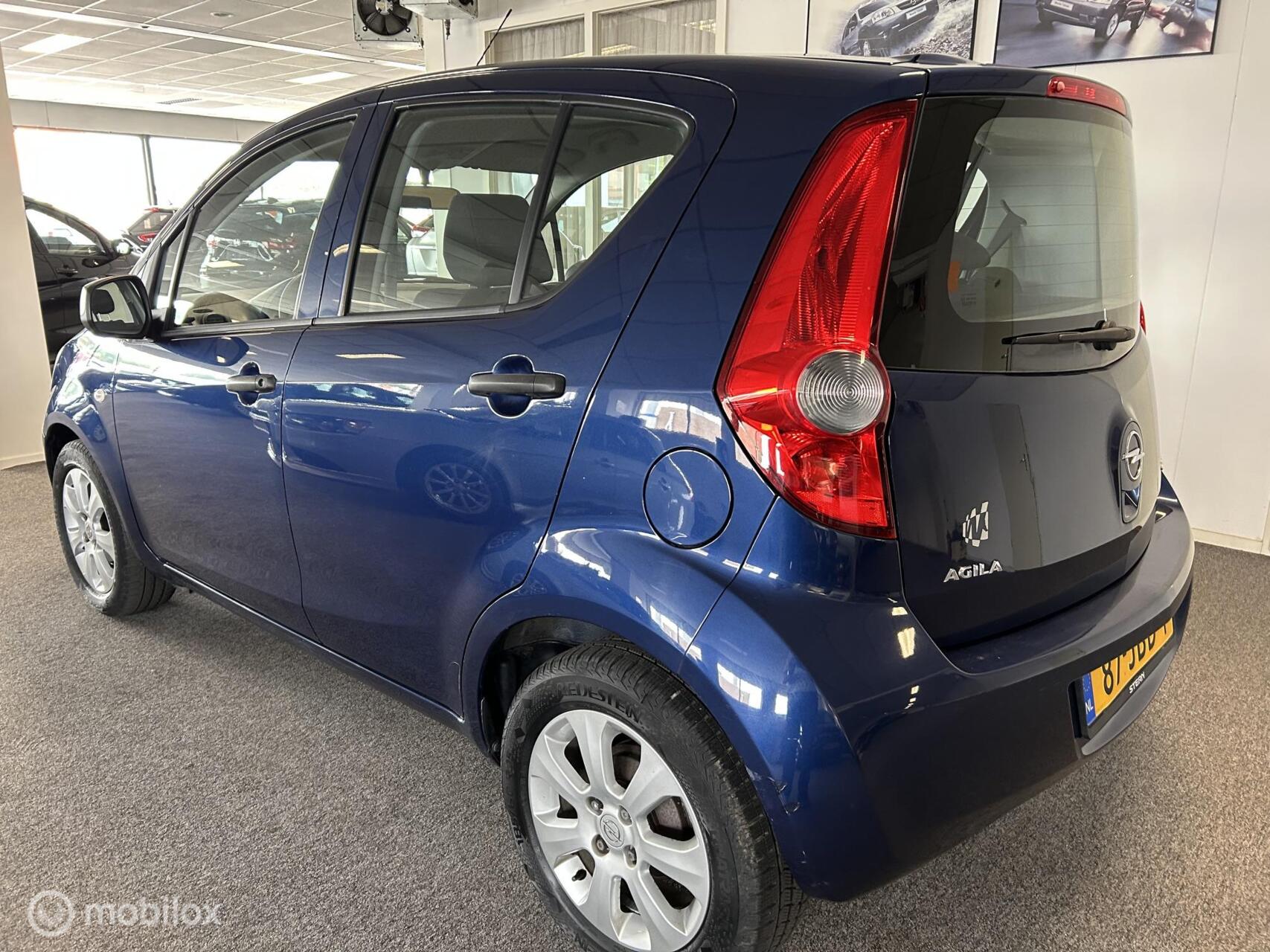 Foto van Opel Agila