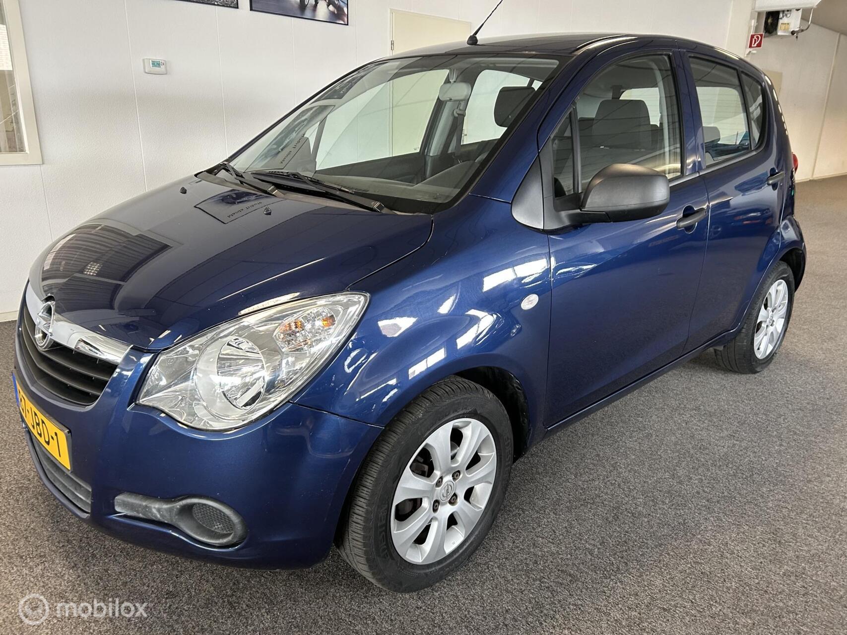 Foto van Opel Agila