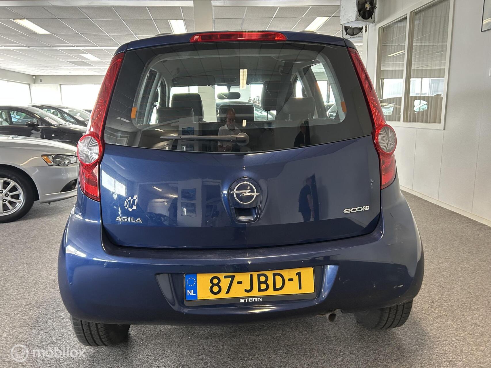 Foto van Opel Agila