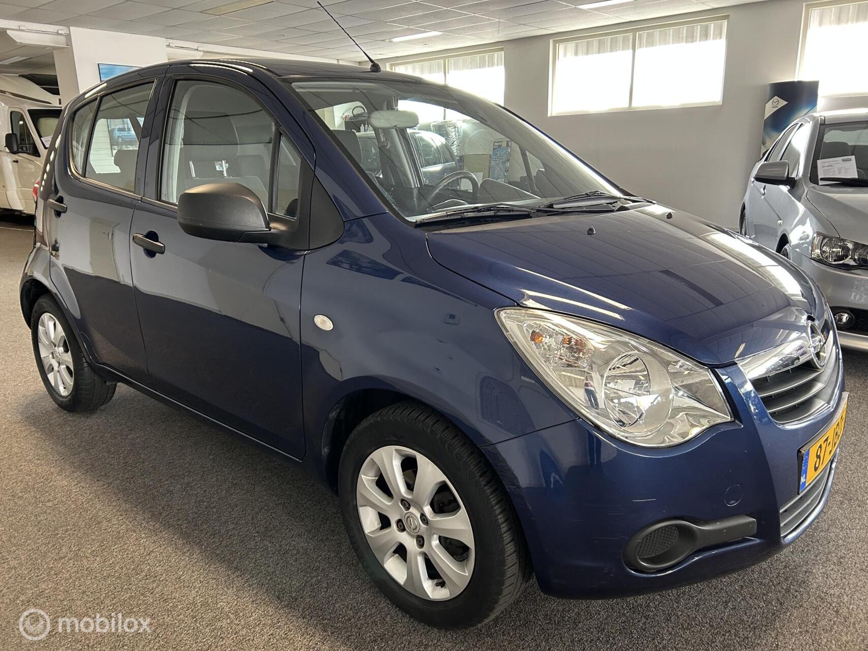 Foto van Opel Agila