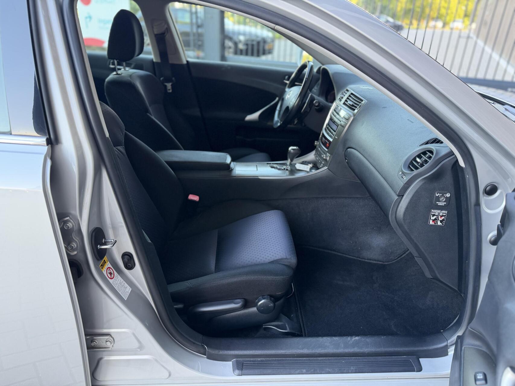 Foto van Lexus Lexus Is250