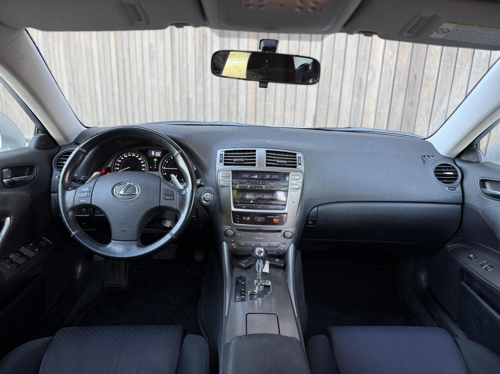 Foto van Lexus Lexus Is250
