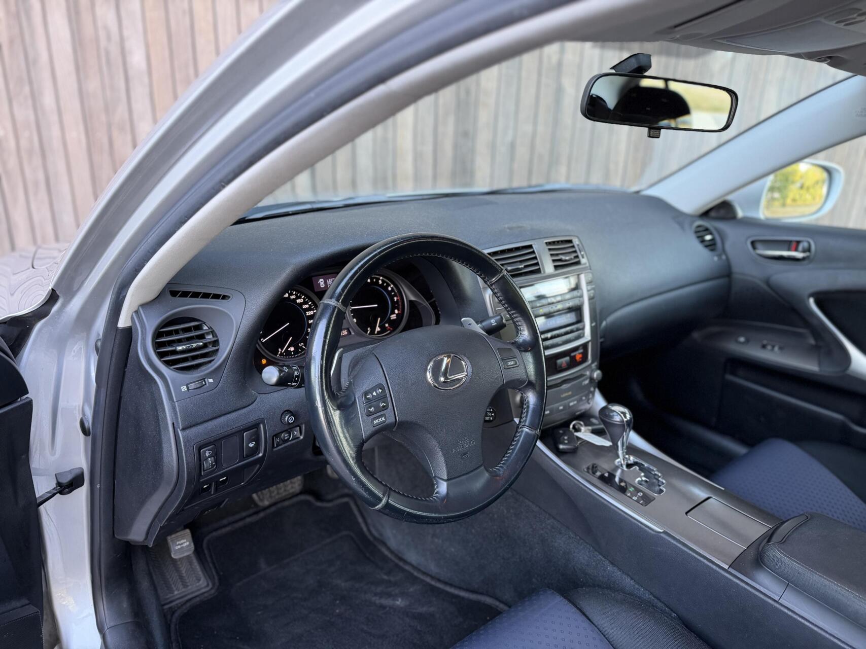 Foto van Lexus Lexus Is250