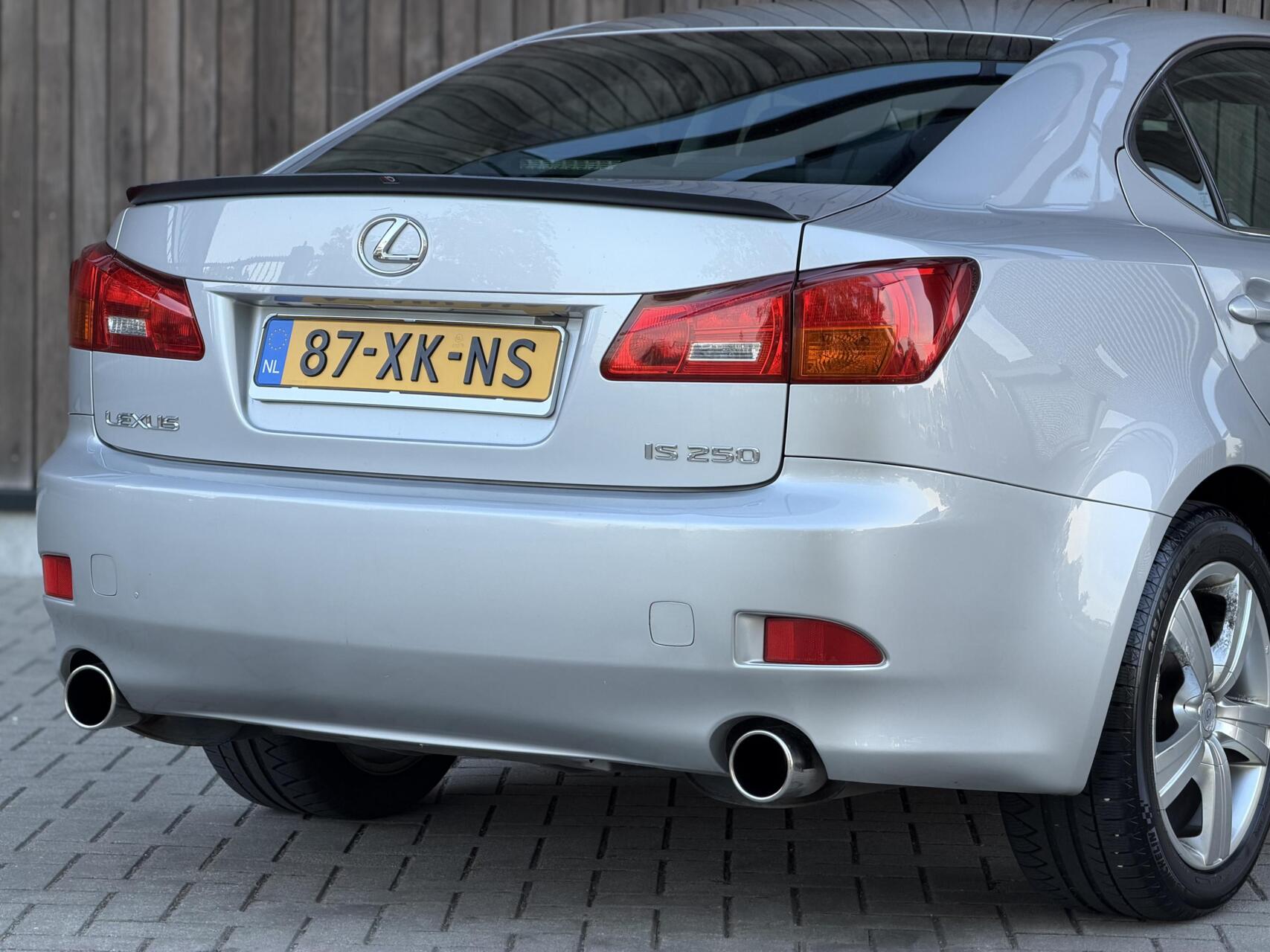 Foto van Lexus Lexus Is250