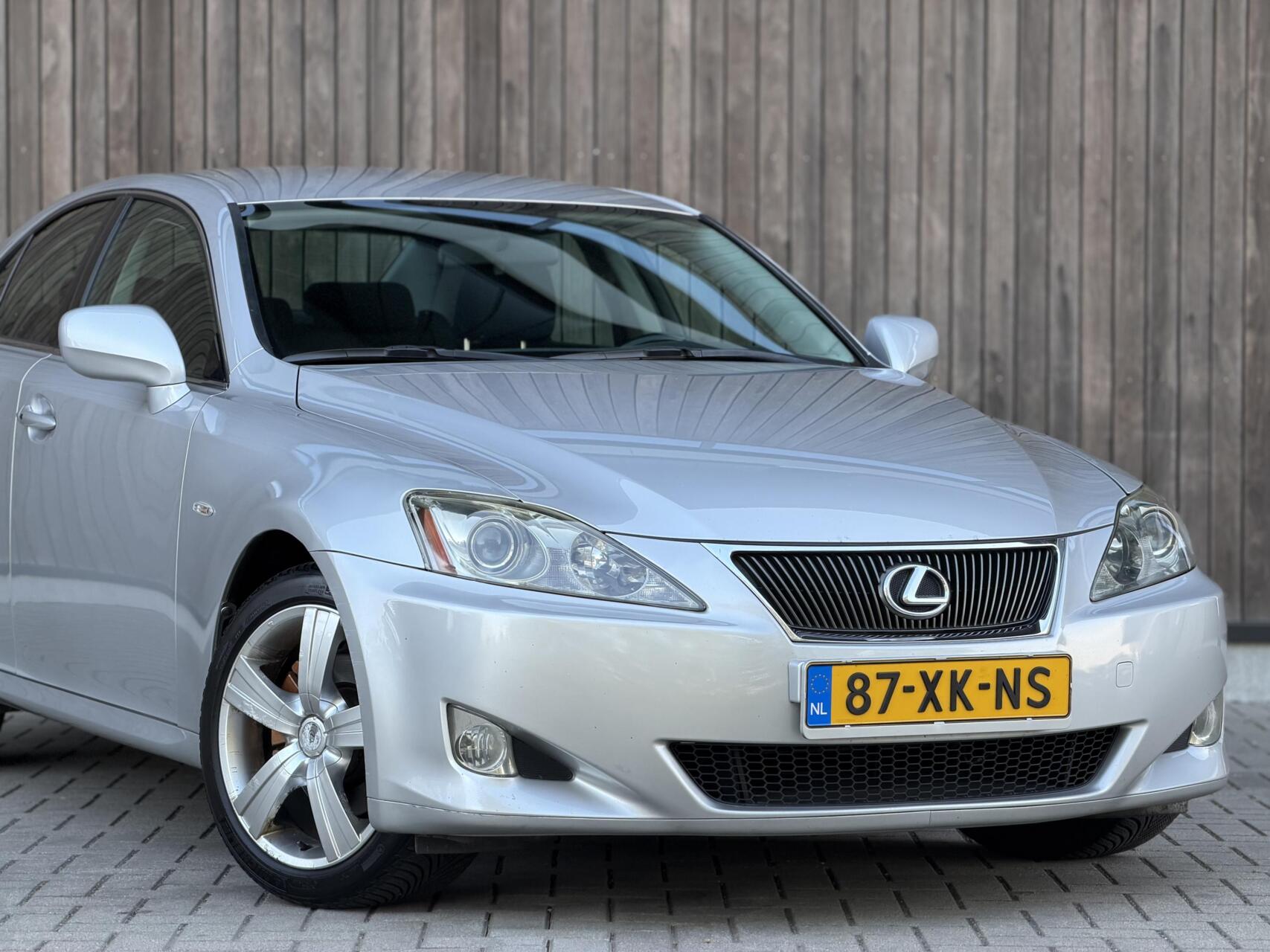 Foto van Lexus Lexus Is250