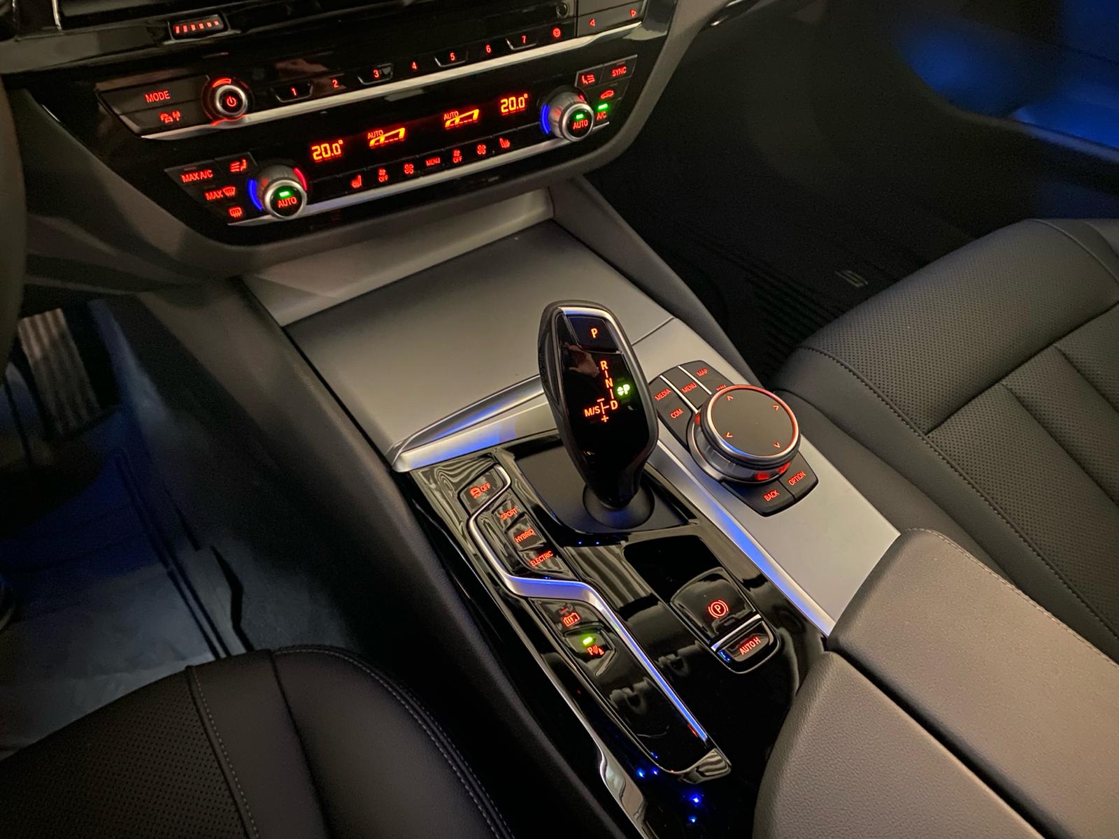 Foto van BMW 530e