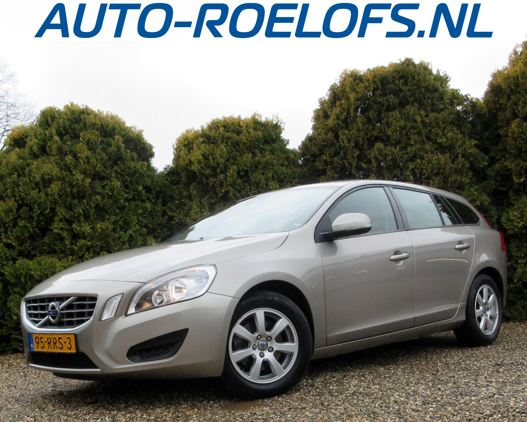 Volvo V60 1.6 T3 Kinetic *Navi*Trekhaak* 2011 - voorkant