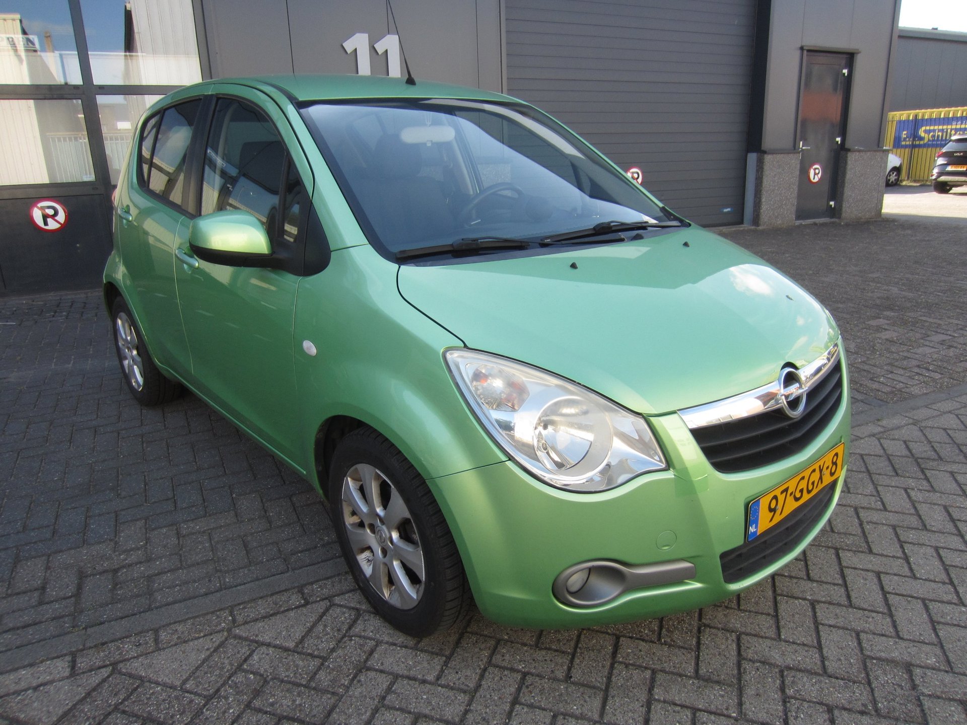 Foto van Opel Agila