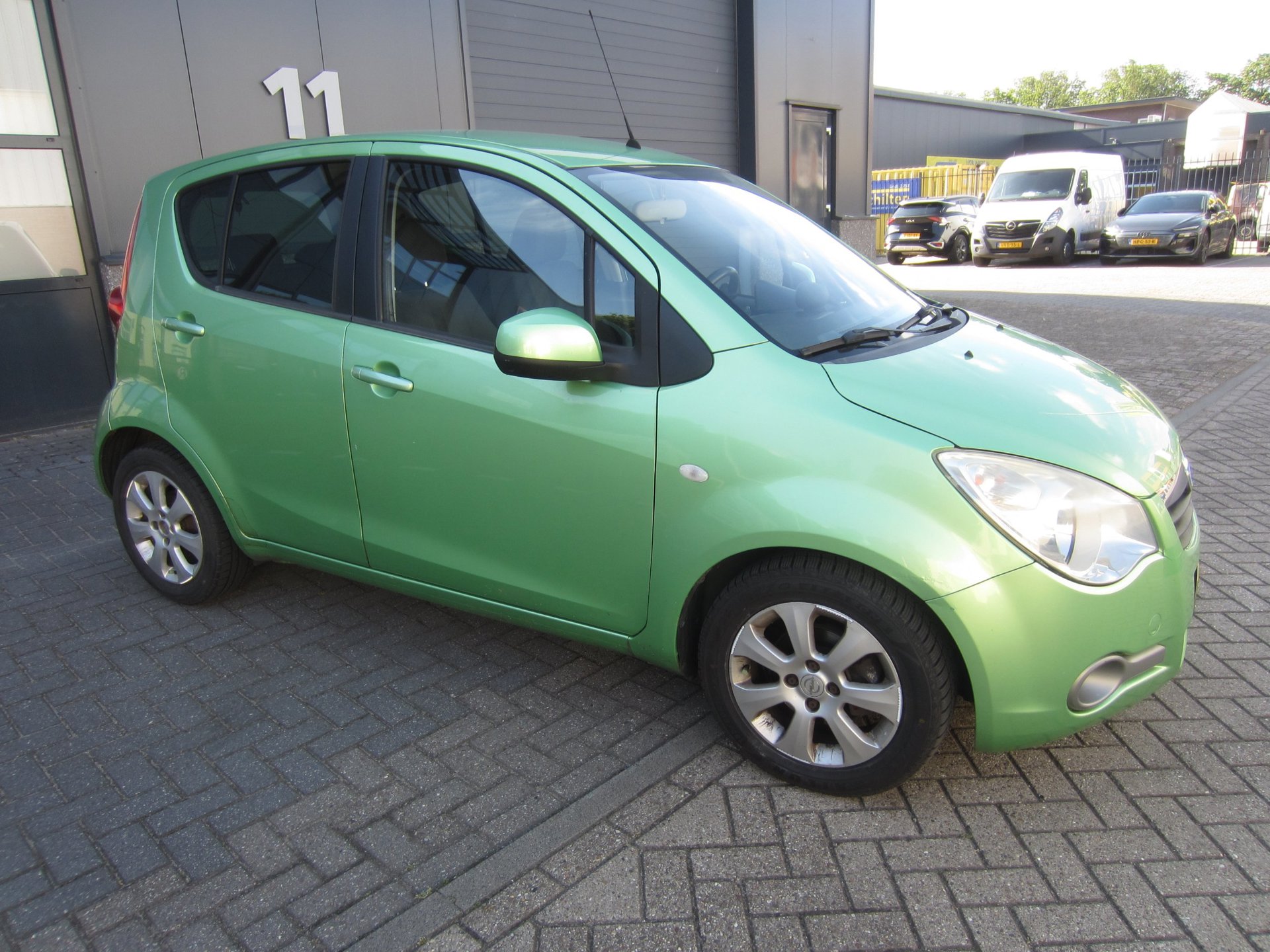 Foto van Opel Agila