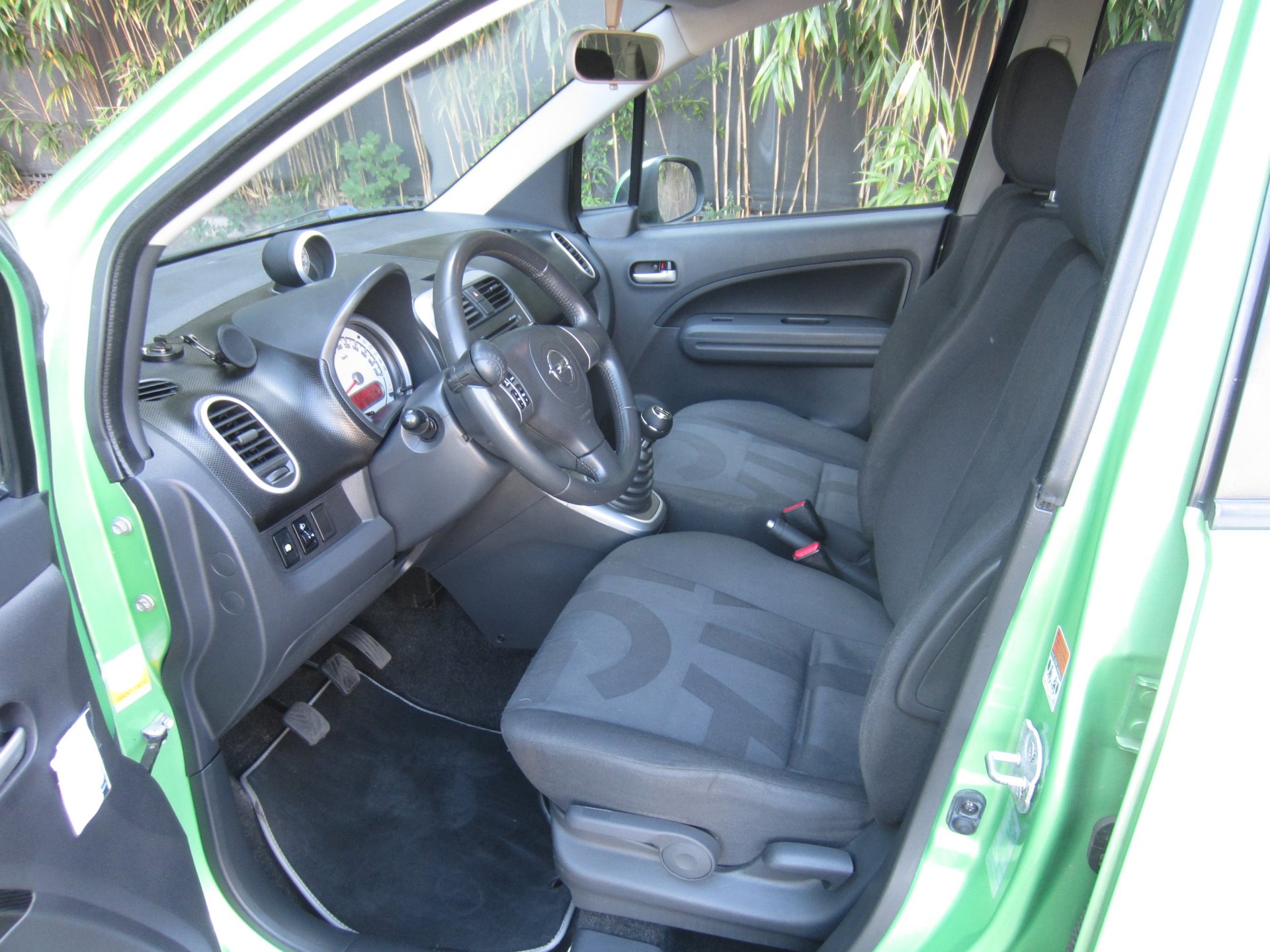 Foto van Opel Agila