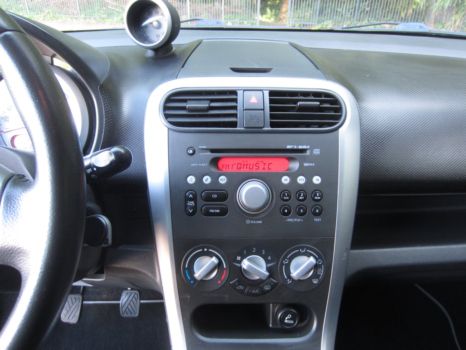 Foto van Opel Agila