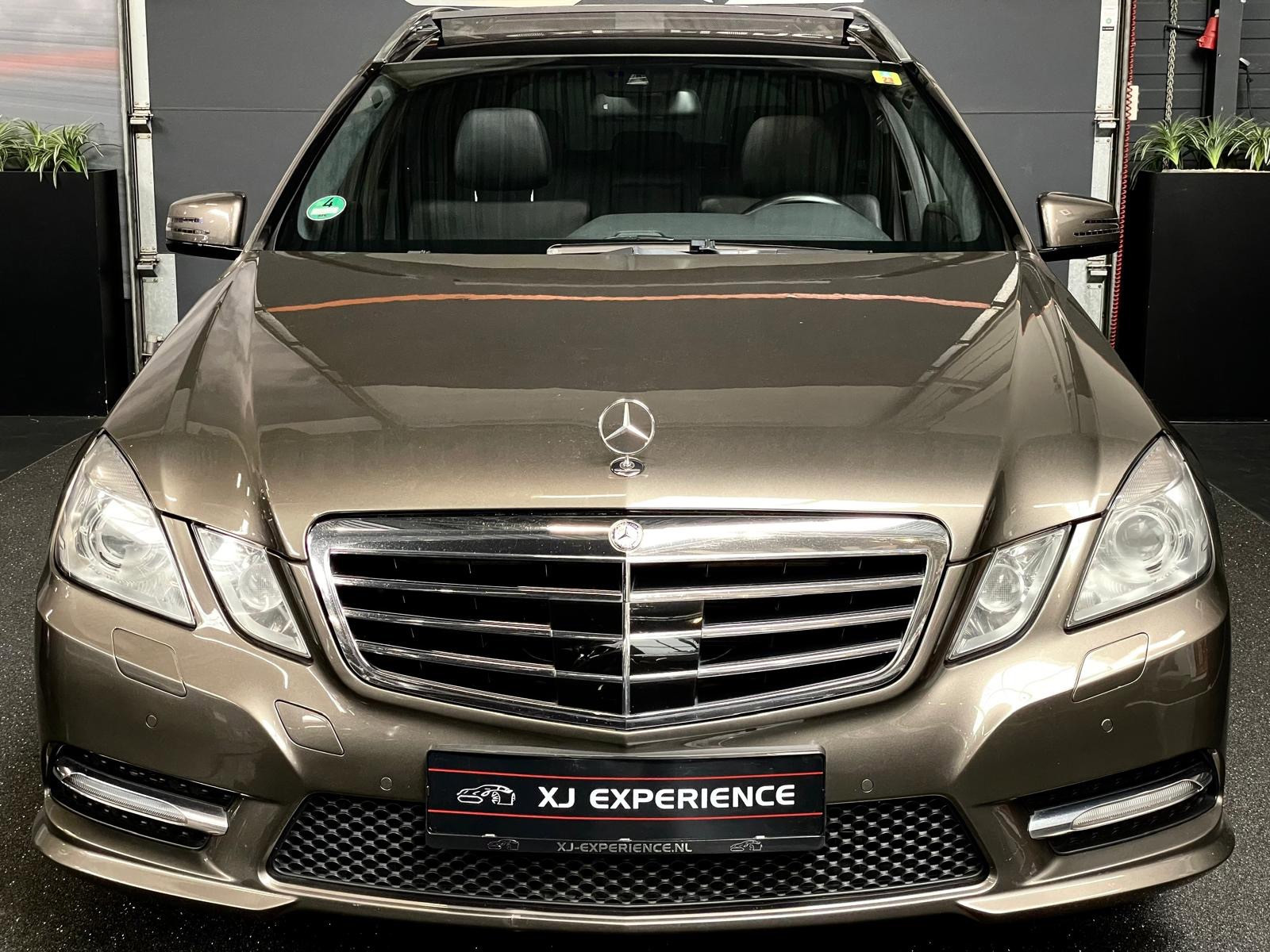 Mercedes-Benz E 500 4Matic 500 Edition Sport AMG 4-Matic PANO LEER 410 PK LUCHTV 2012 - voorkant
