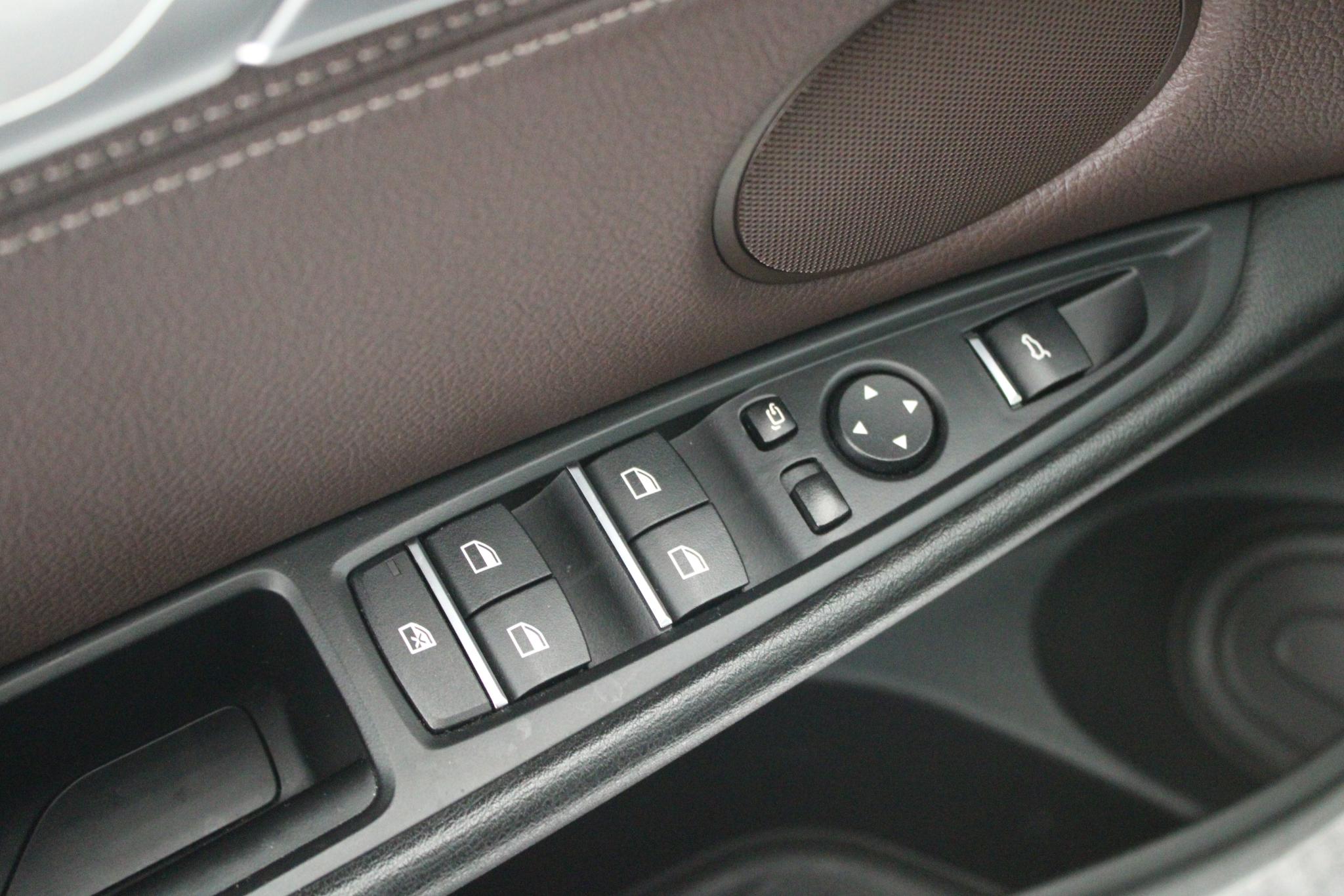 Foto van BMW X5 Xdrive30d