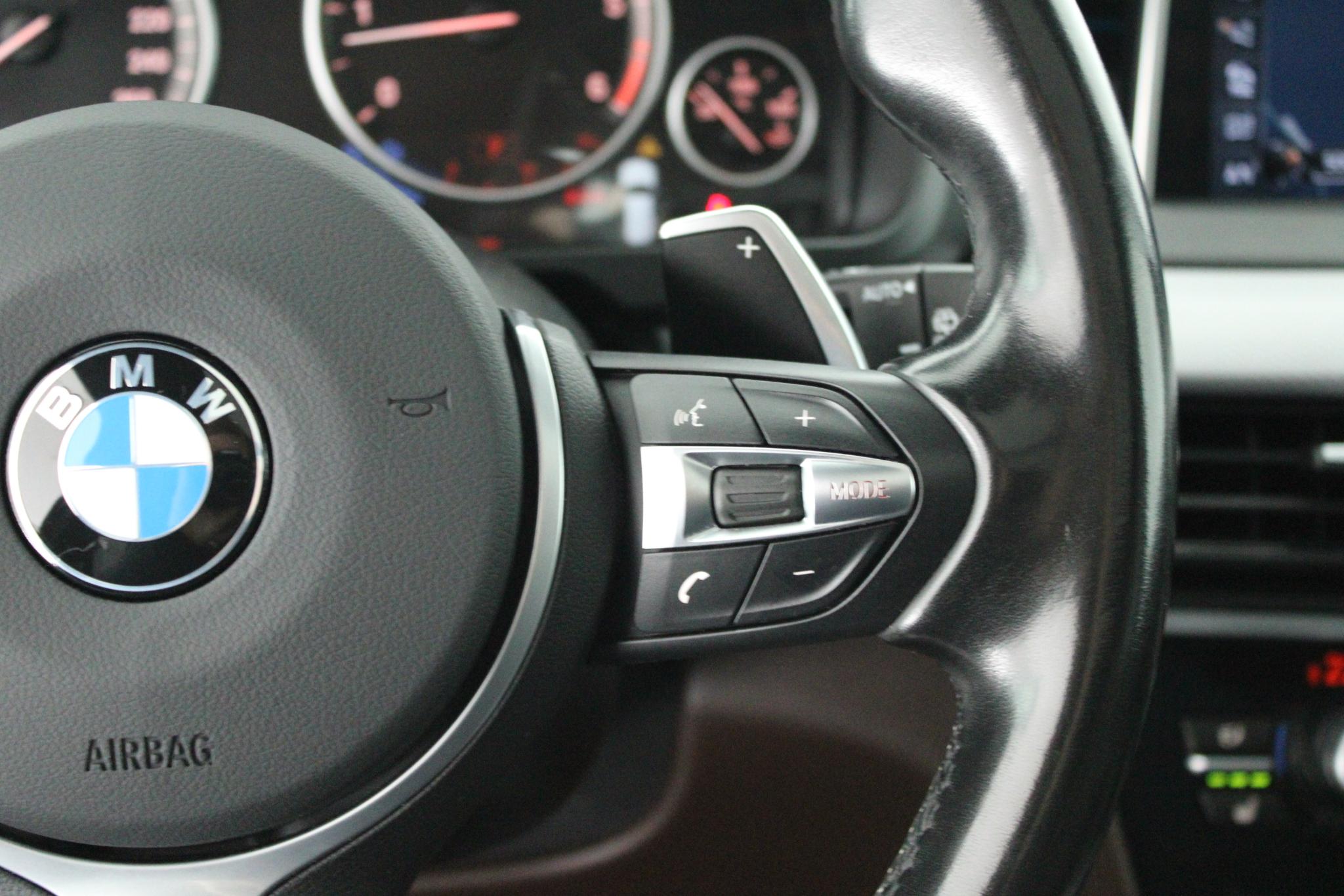 Foto van BMW X5 Xdrive30d