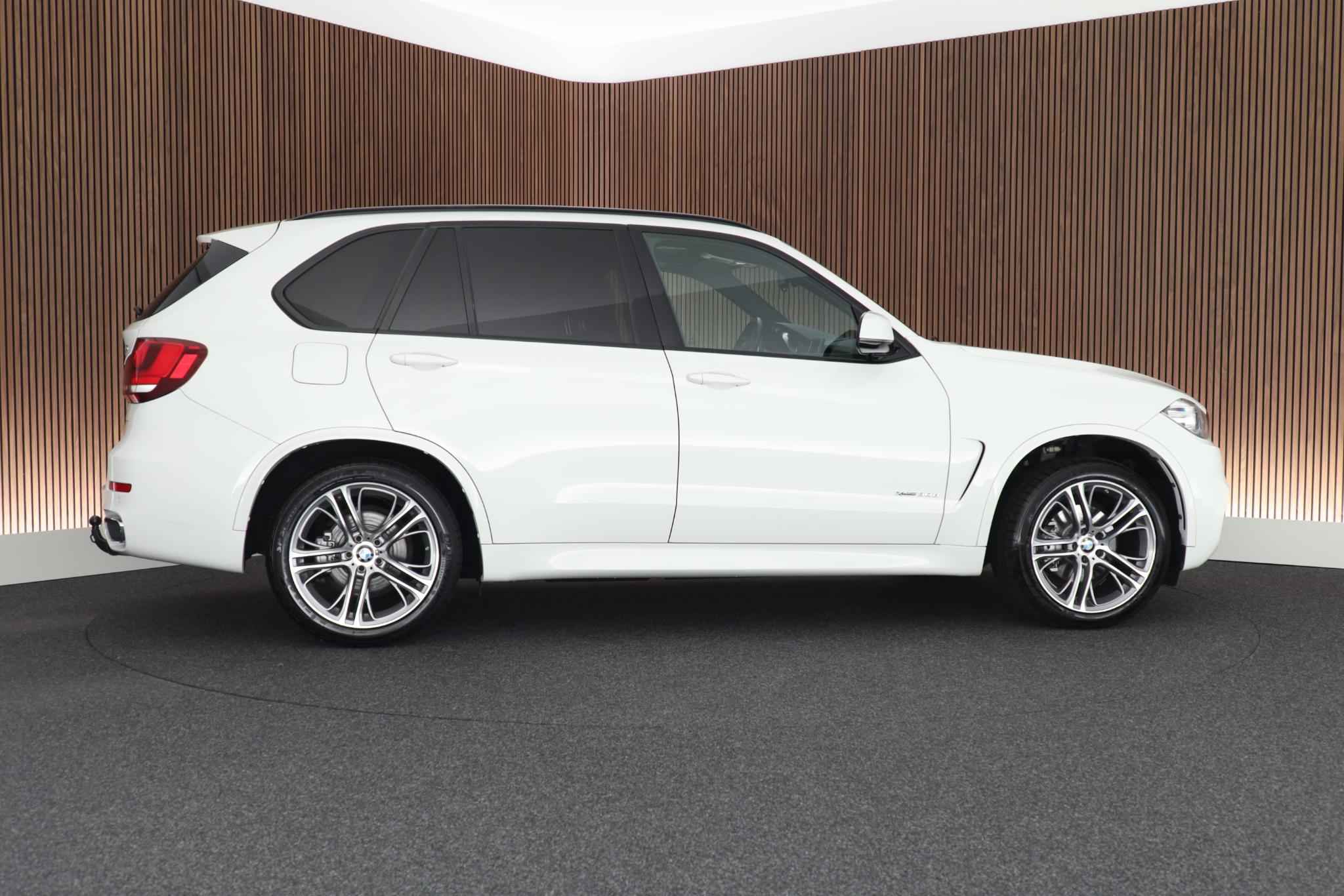 Foto van BMW X5 Xdrive30d