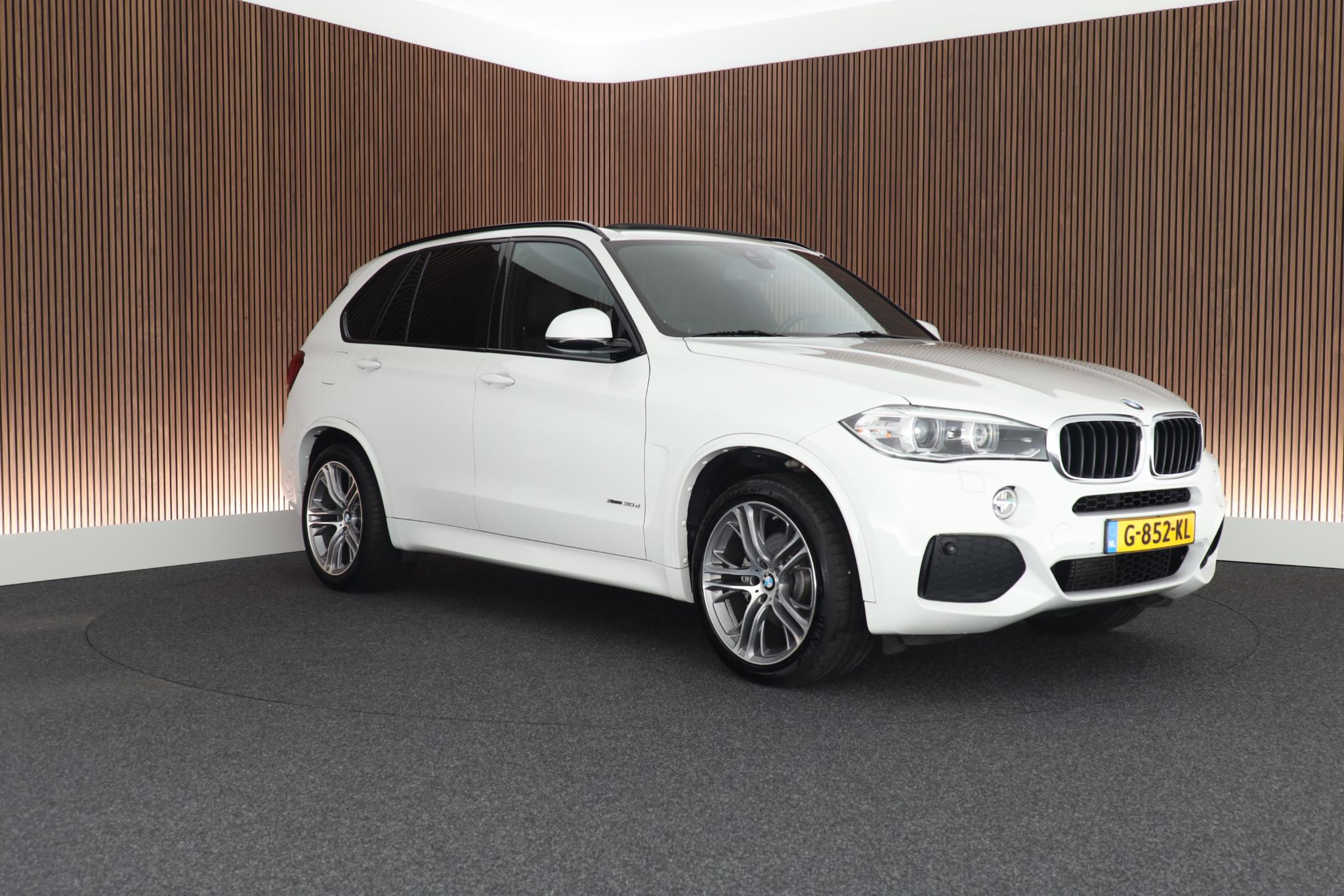 Foto van BMW X5 Xdrive30d