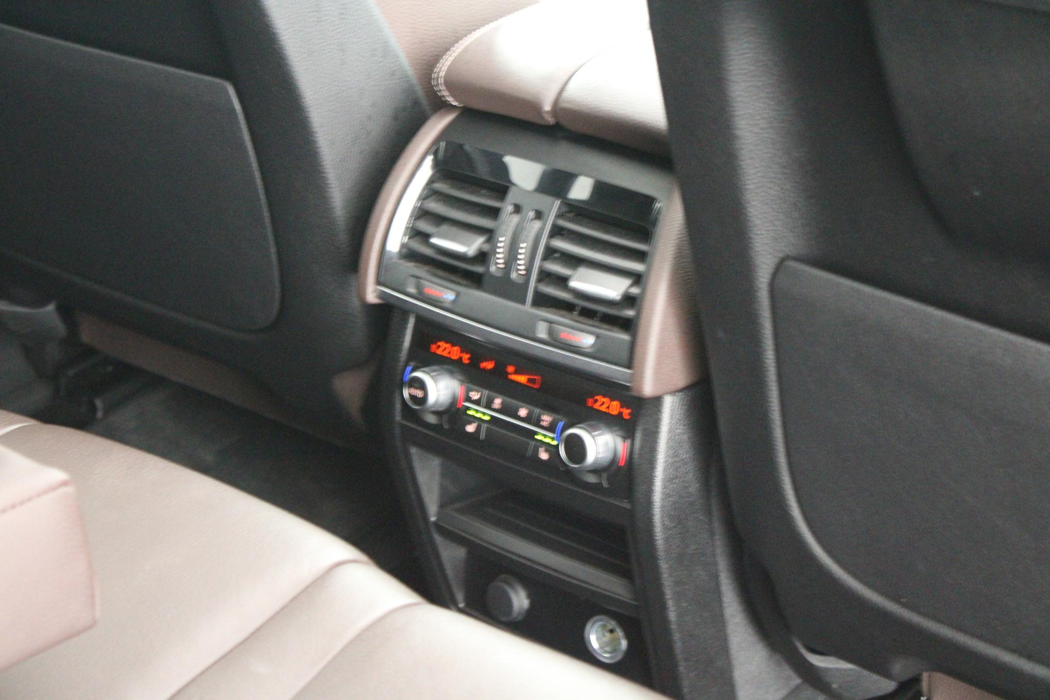 Foto van BMW X5 Xdrive30d
