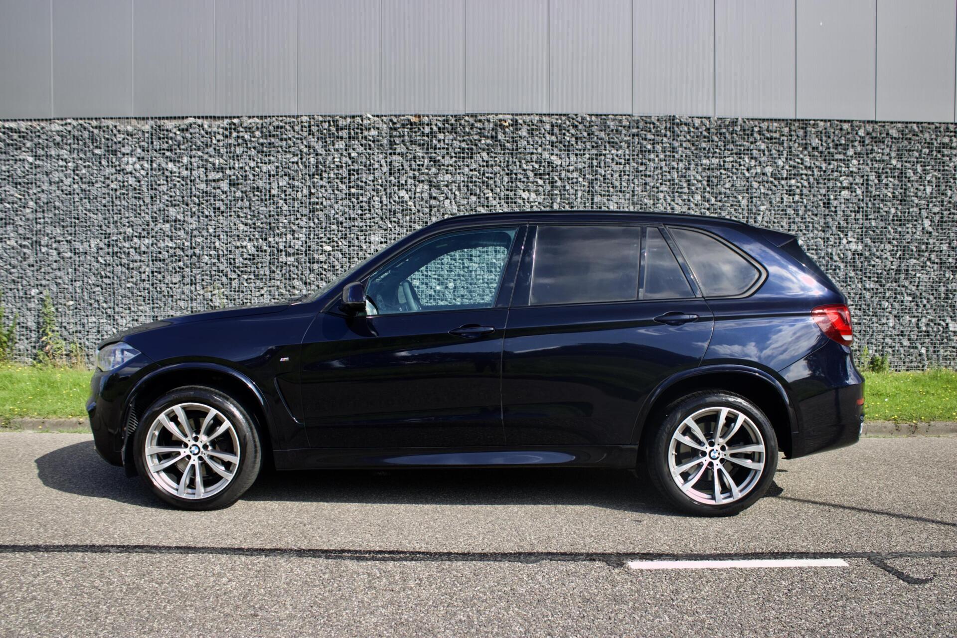 Foto van BMW X5 Xdrive40d