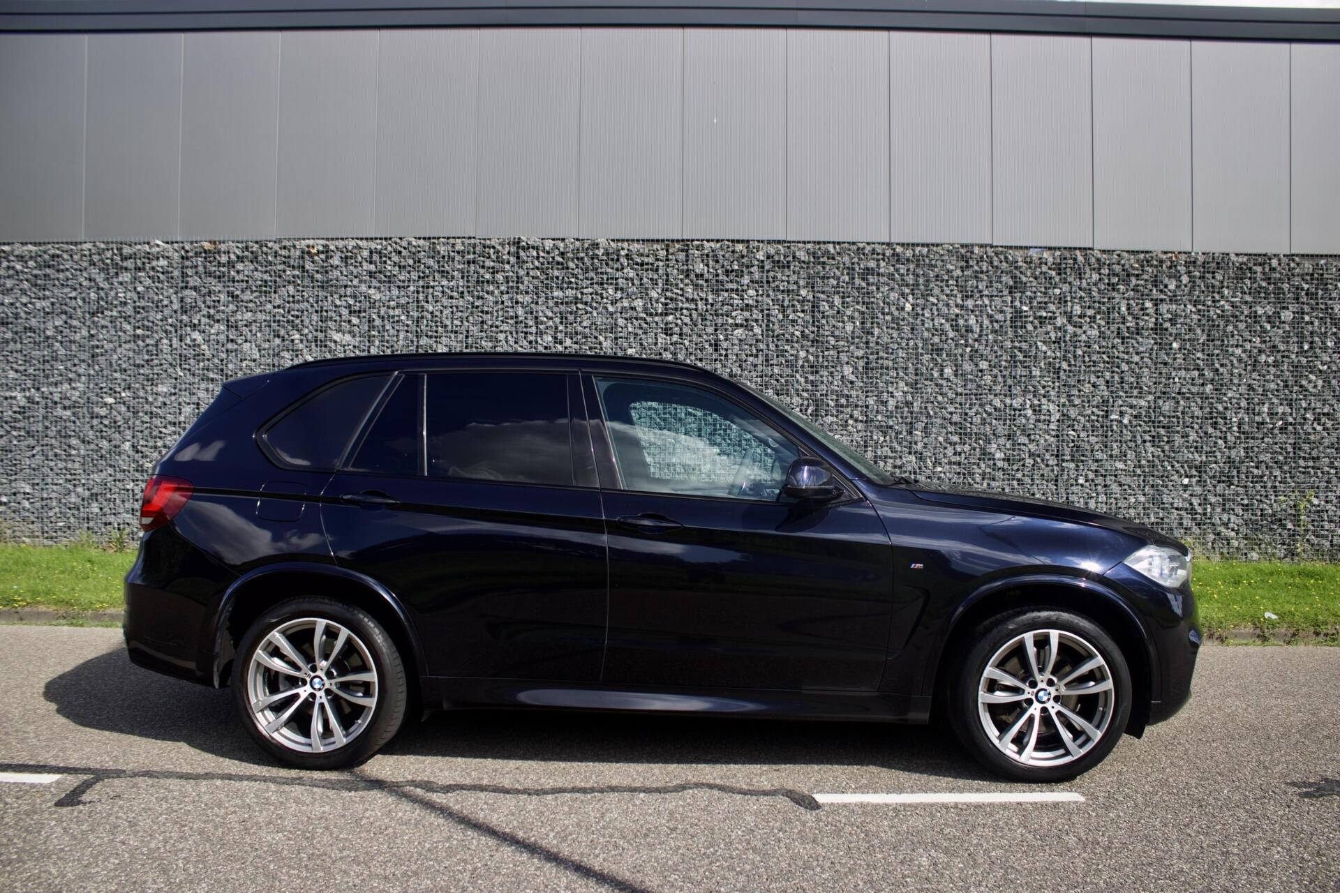 Foto van BMW X5 Xdrive40d