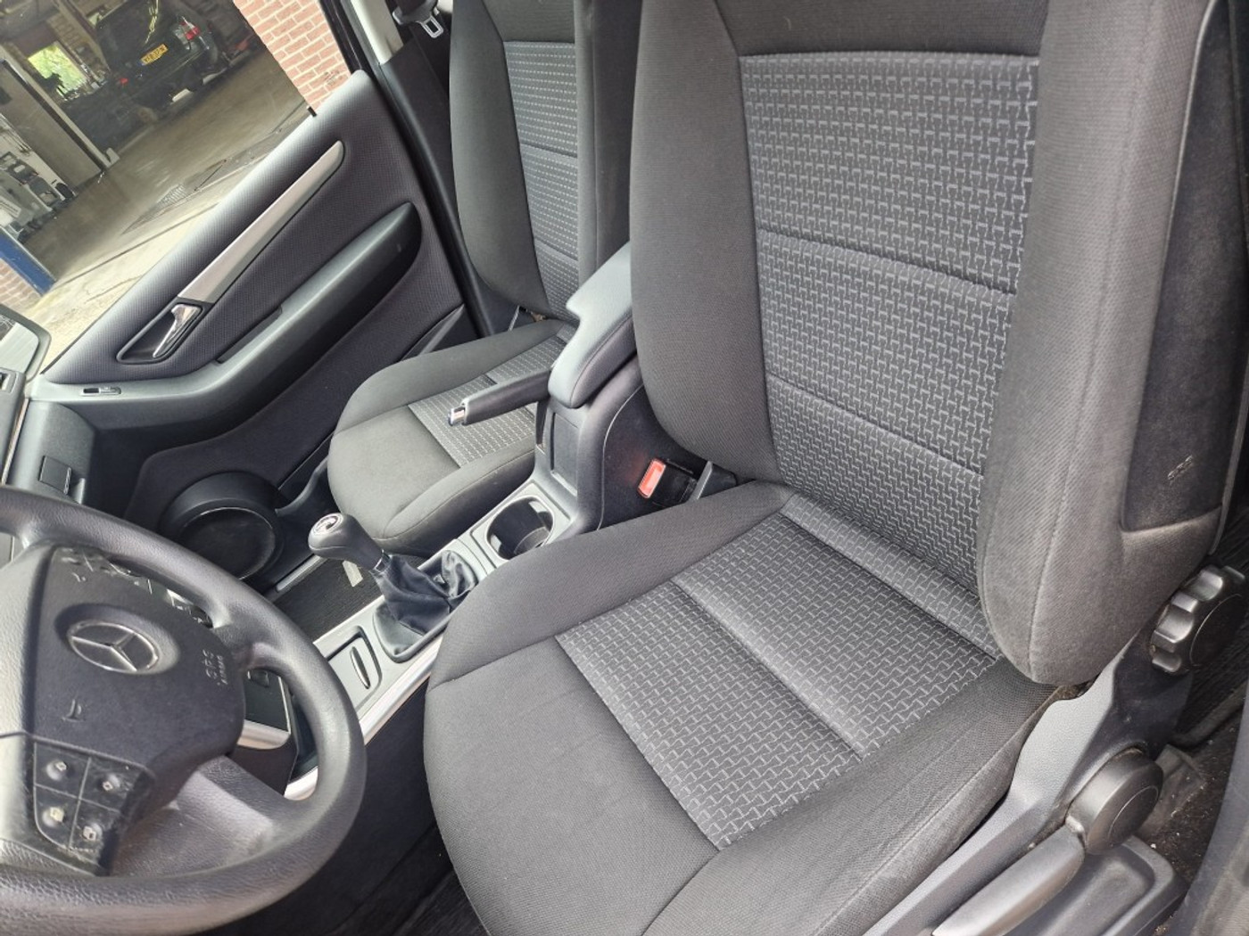 Foto van Mercedes-Benz B 160