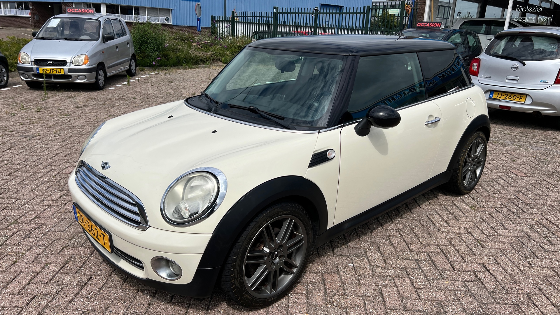 Foto van Mini Mini One