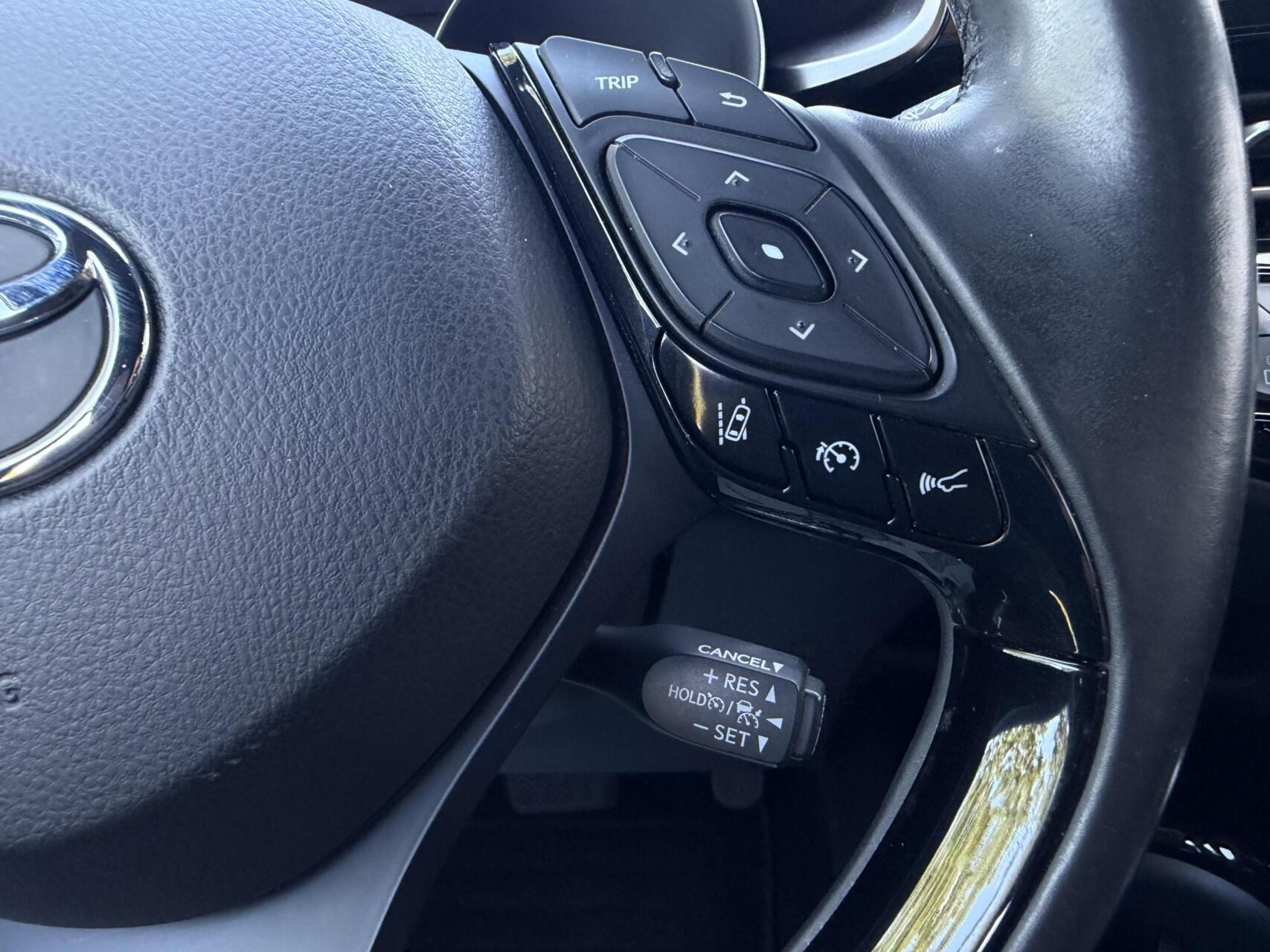 Foto van Toyota Toyota C-hr