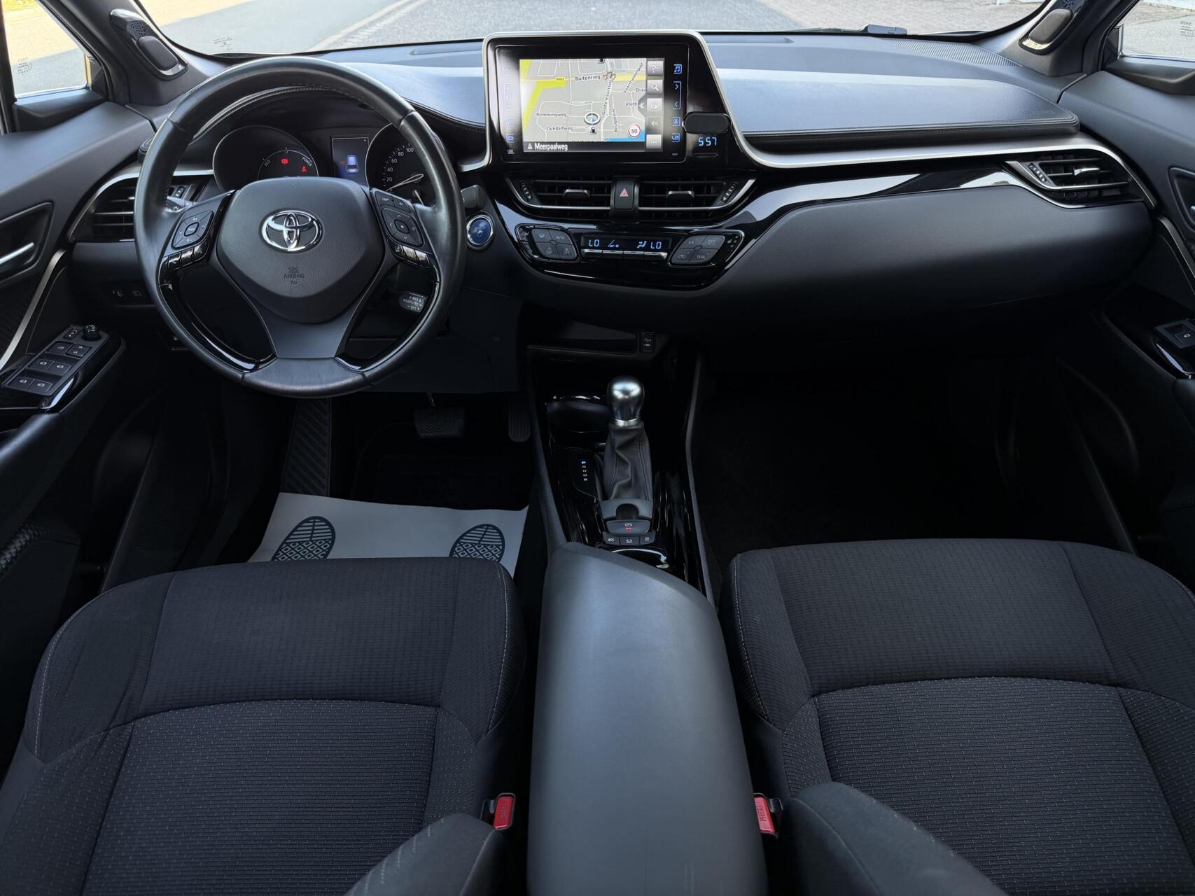 Foto van Toyota Toyota C-hr