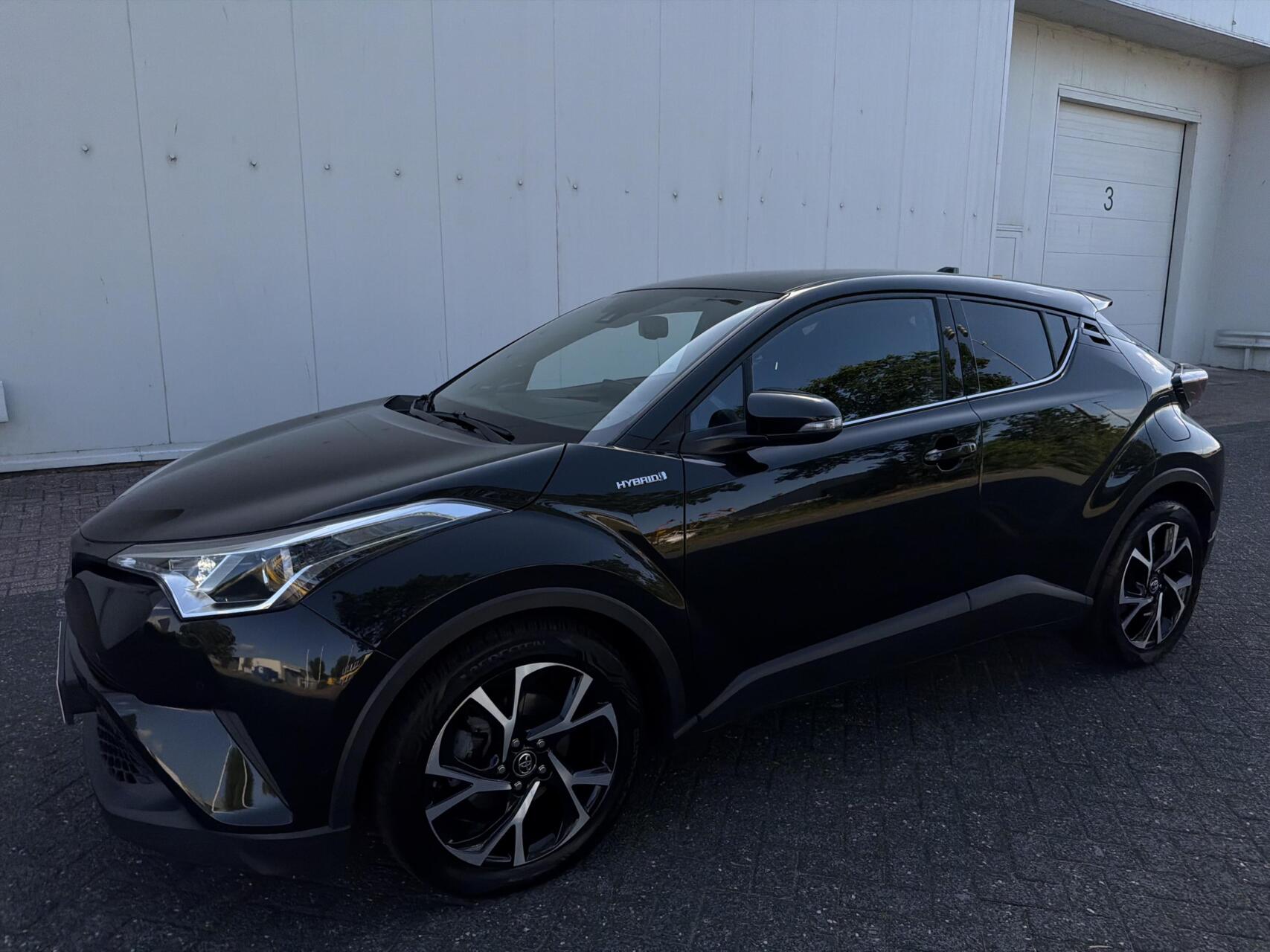 Foto van Toyota Toyota C-hr