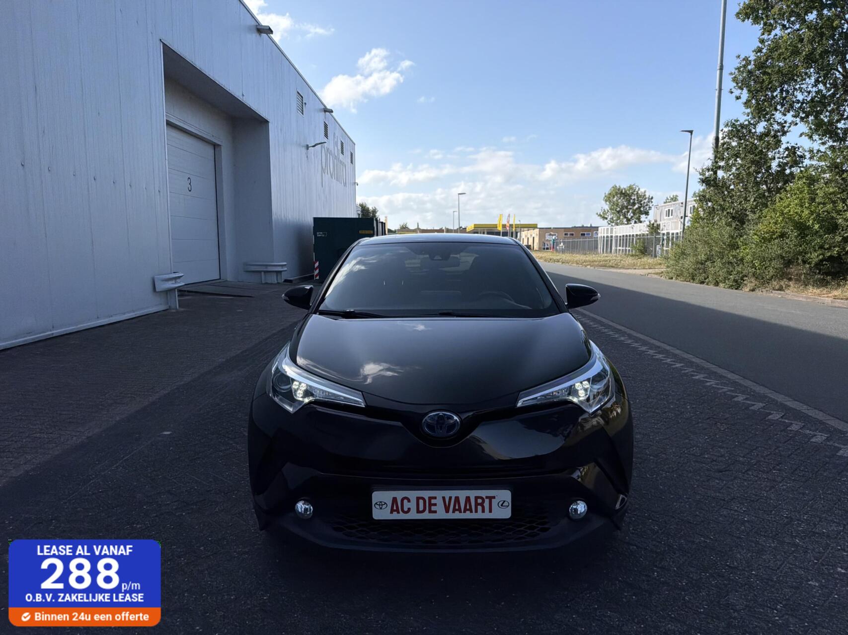 Toyota Toyota C-hr 1.8 Hybrid Executive - ACC/NAVI/CAMERA/NAP 2019 - voorkant
