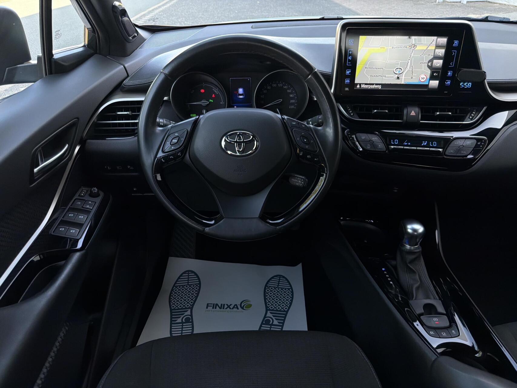 Foto van Toyota Toyota C-hr