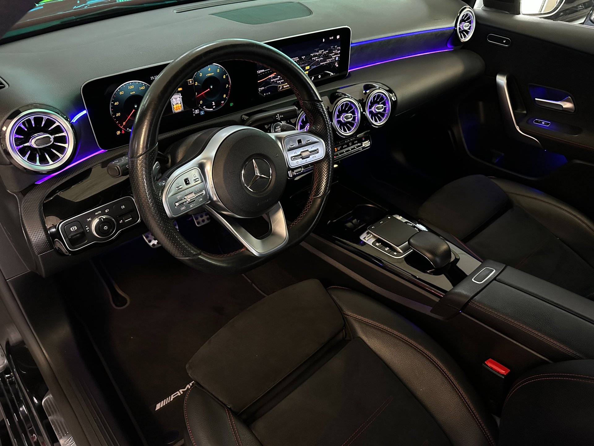Foto van Mercedes-Benz A 200