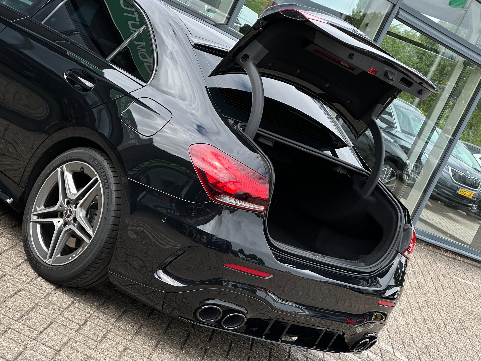 Foto van Mercedes-Benz A 200
