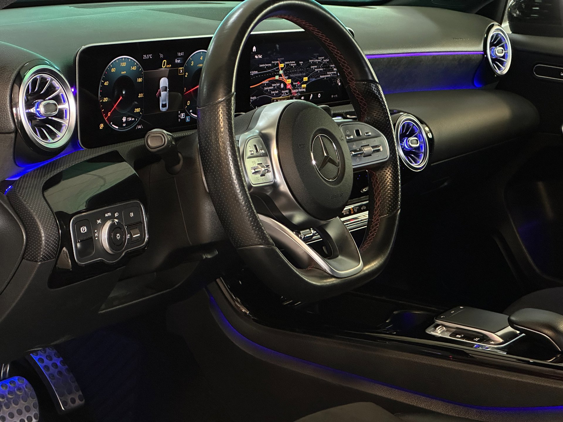Foto van Mercedes-Benz A 200